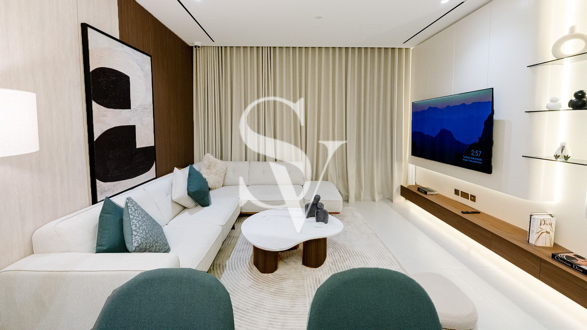 Spacious Living |Chiller Free |Easy Connectivity