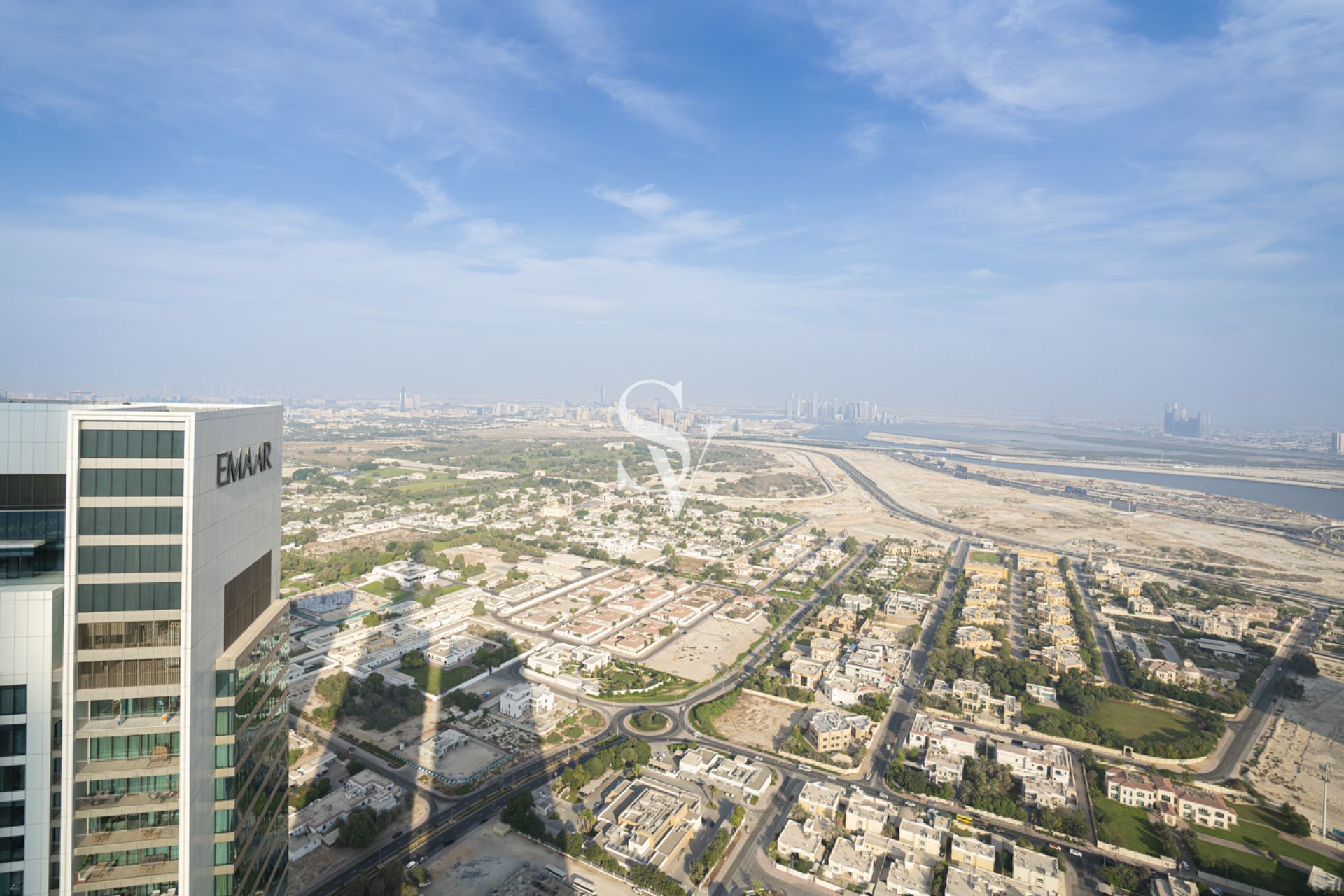 Luxury 4BR SKY Apartment+Maid-Direct To Dubai Mall