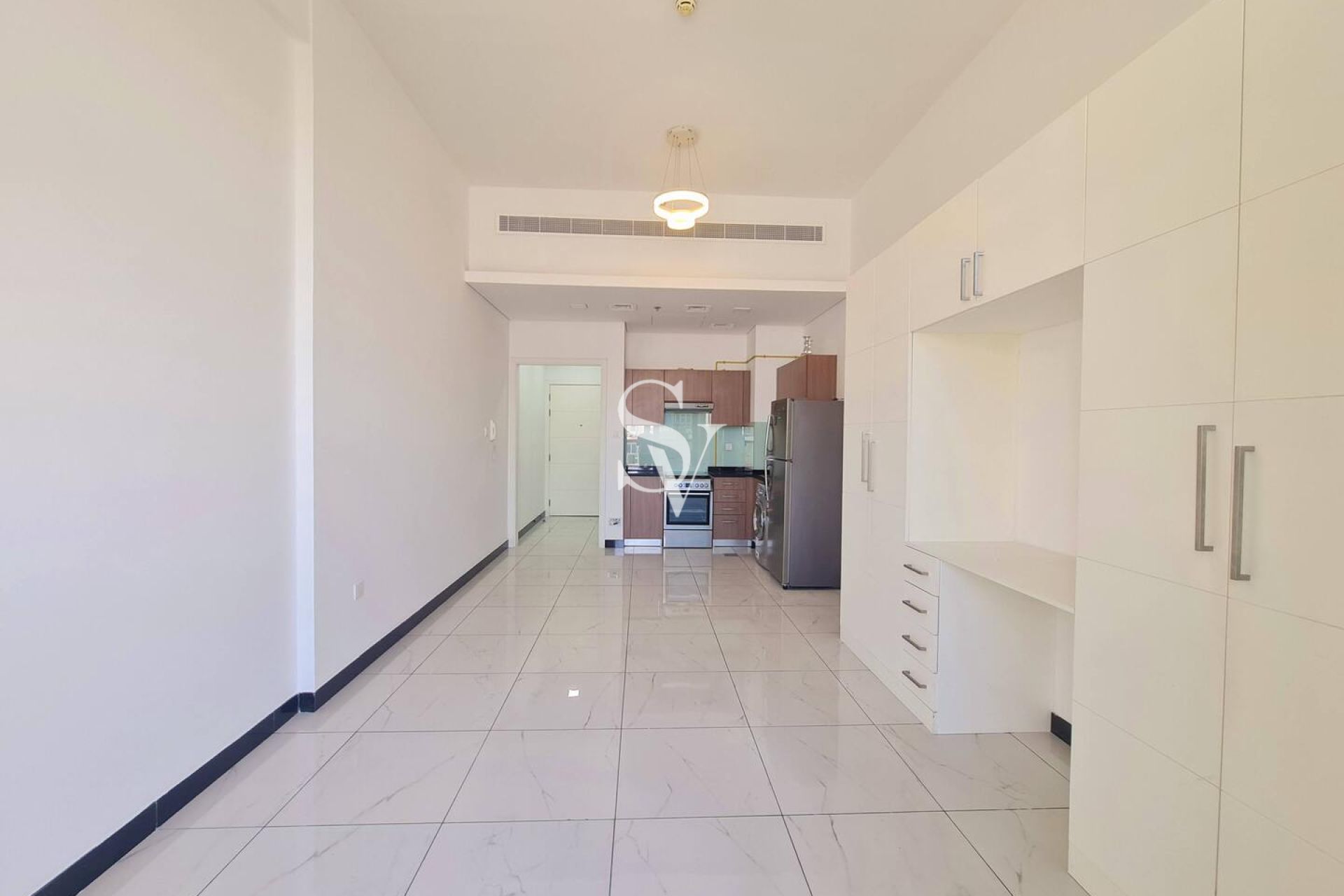 Pool View | Near Mall |Low Floor | Near Exit