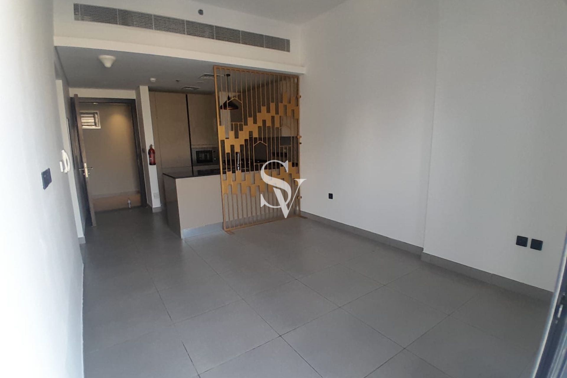 Pool view | White Goods | Maids | Low Floor