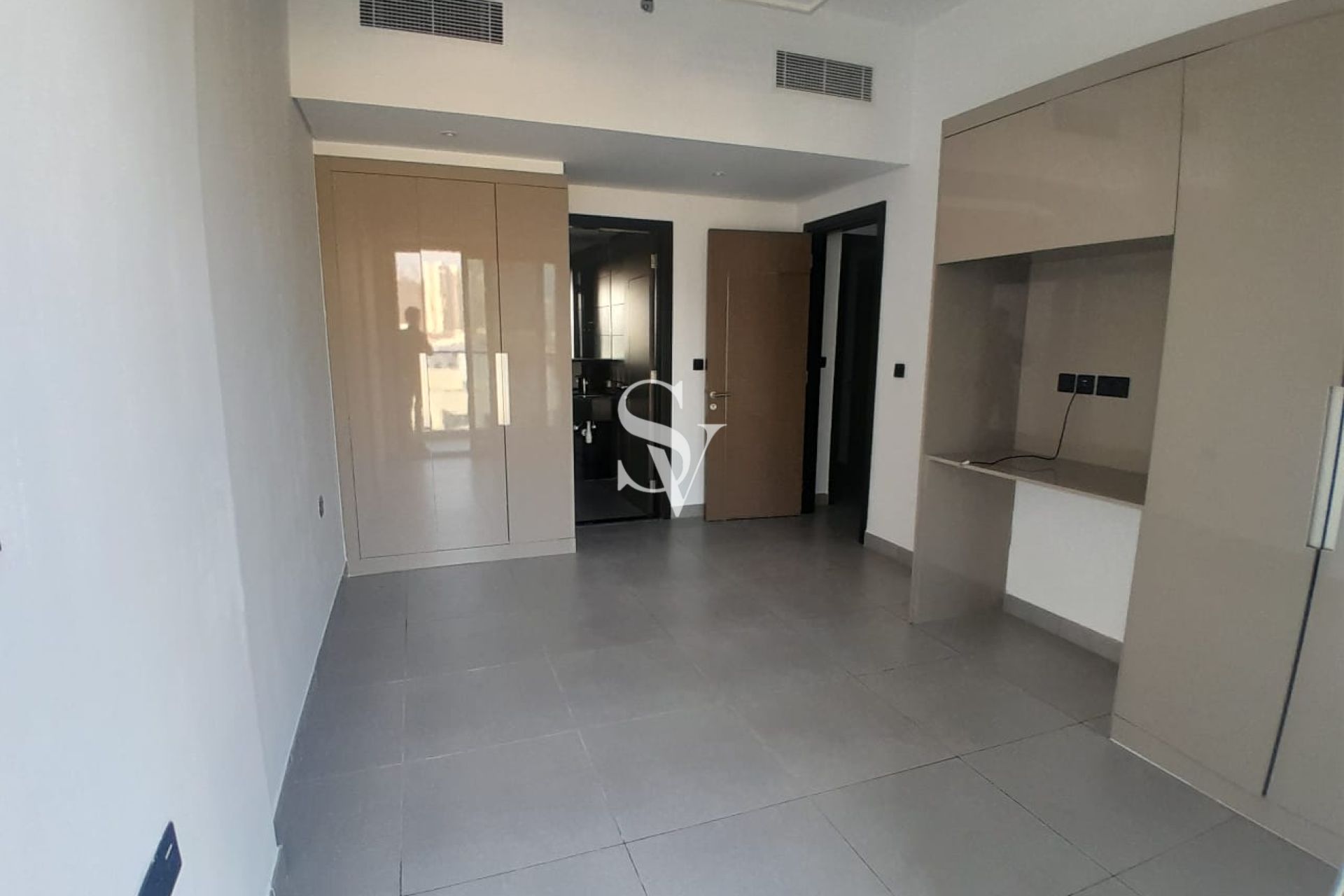 Pool view | White Goods | Maids | Low Floor