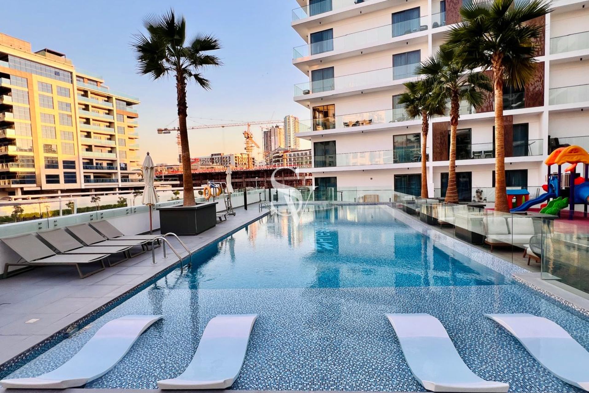 Fully Furnished | 1BR+Study Smart Home | Pool View