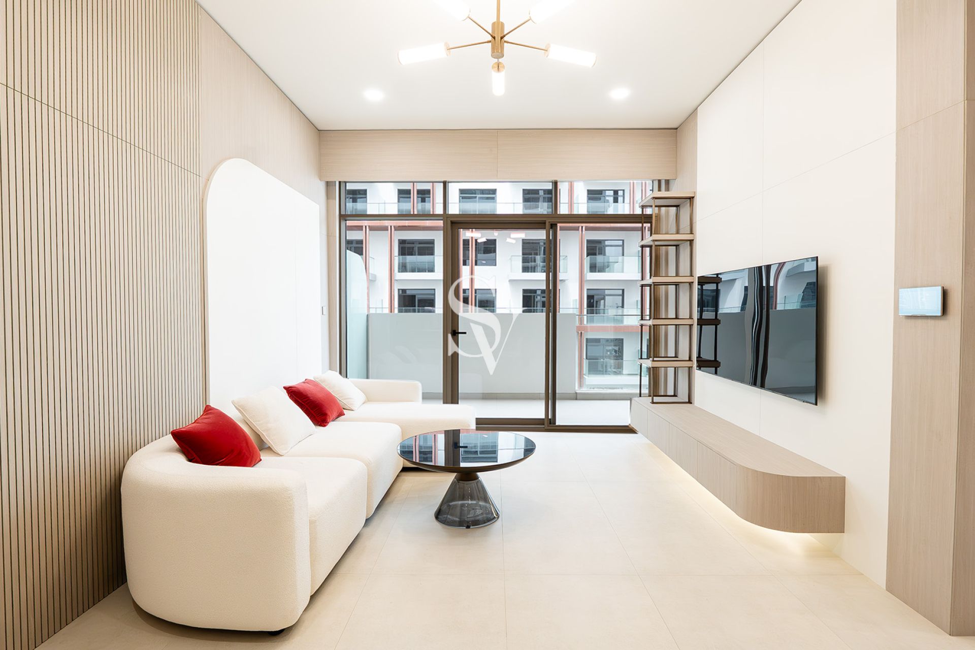 Brand New | Furnished | Spacious | Mid Floor