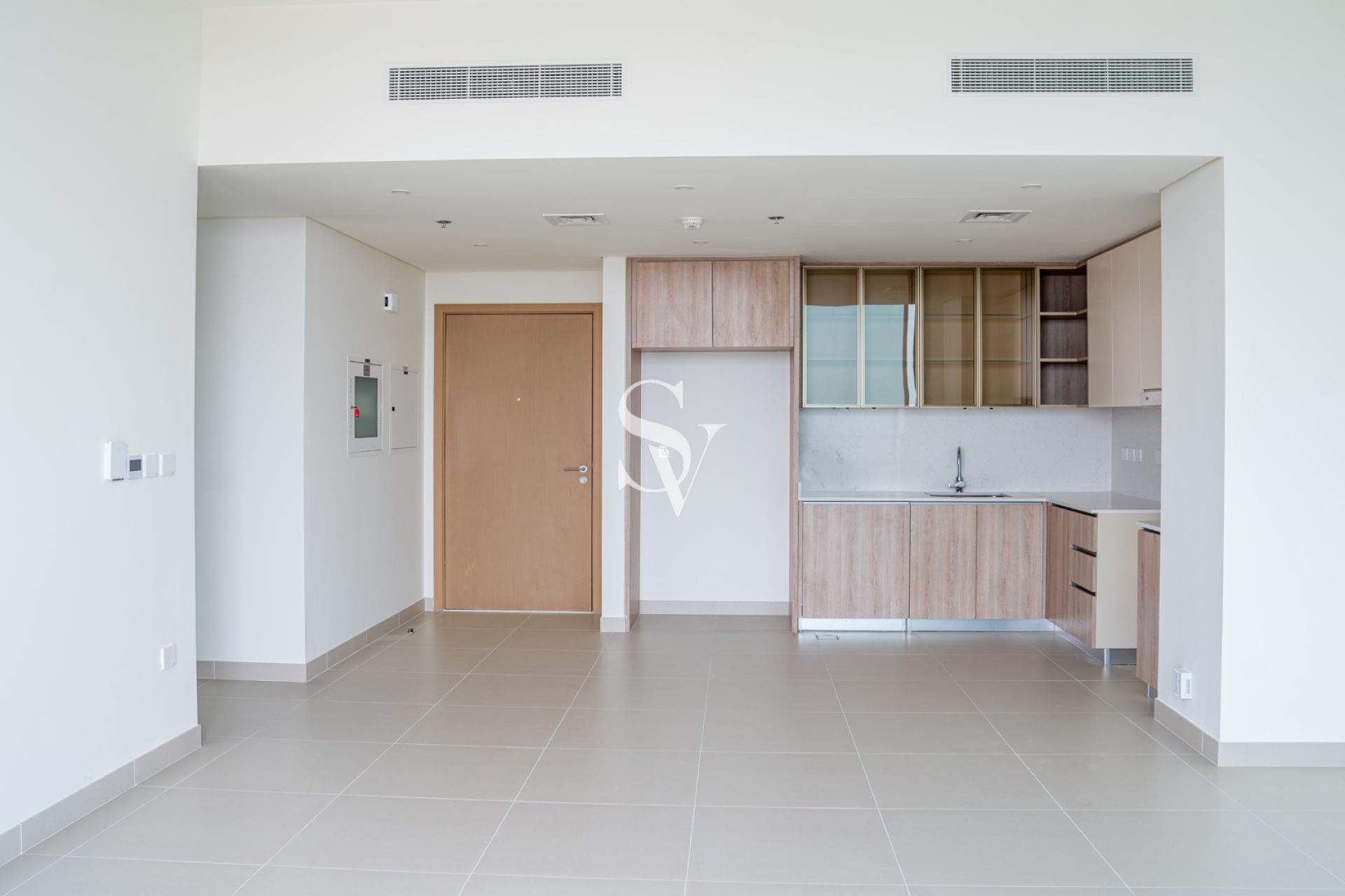 High Floor| Slightly Negotiable| Spacious