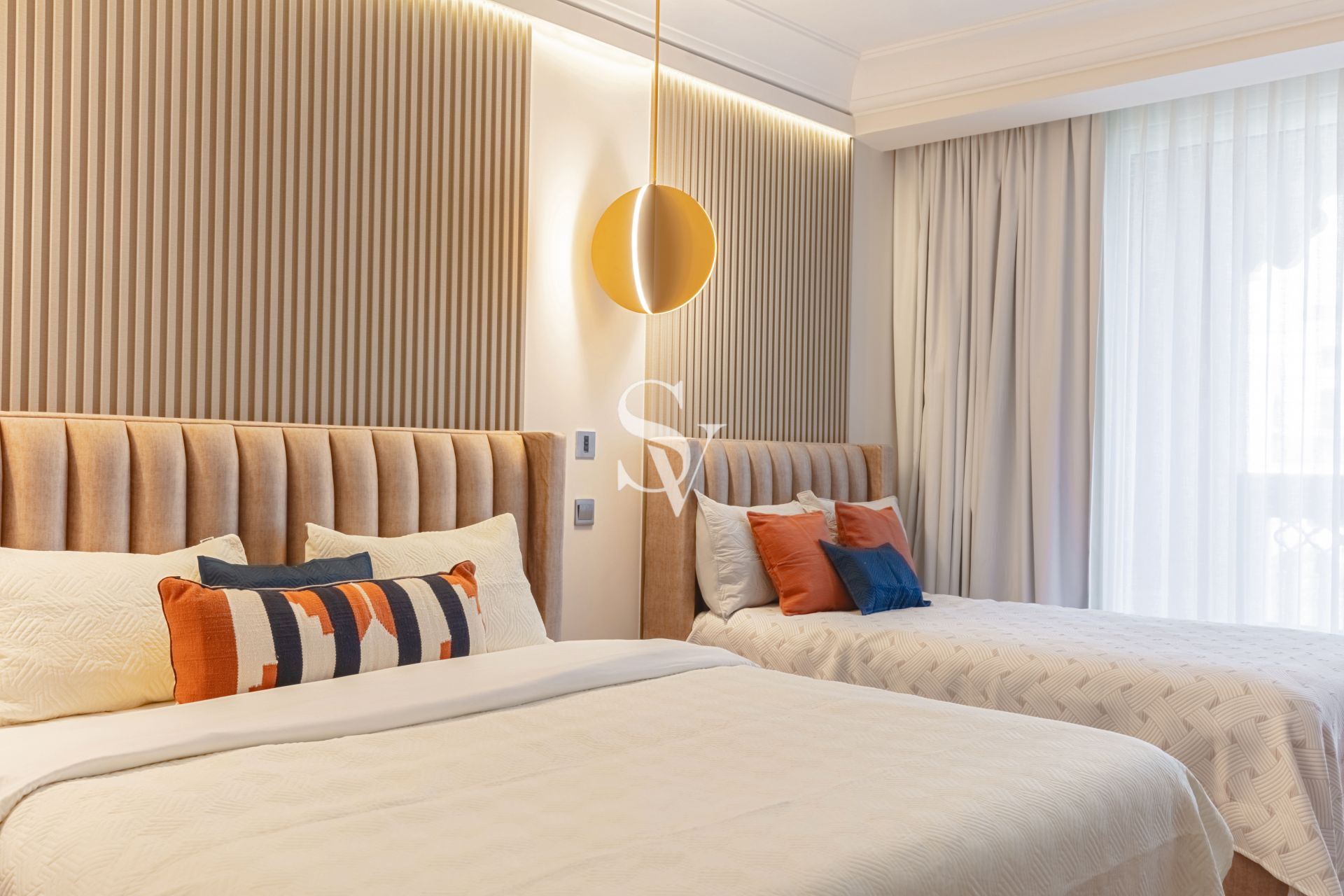 SEA VIEW | UNIQUE FURNITURE | For 6 Months