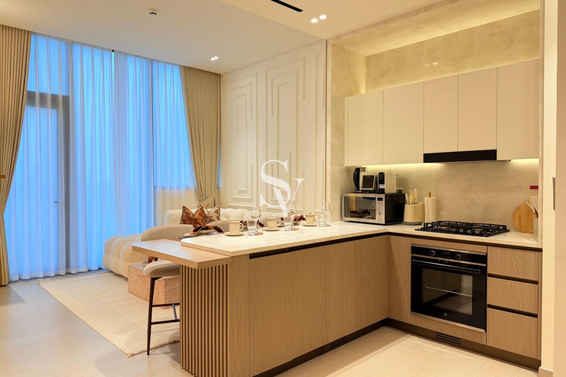 Luxury Escape| Fully Furnished + Private Pool