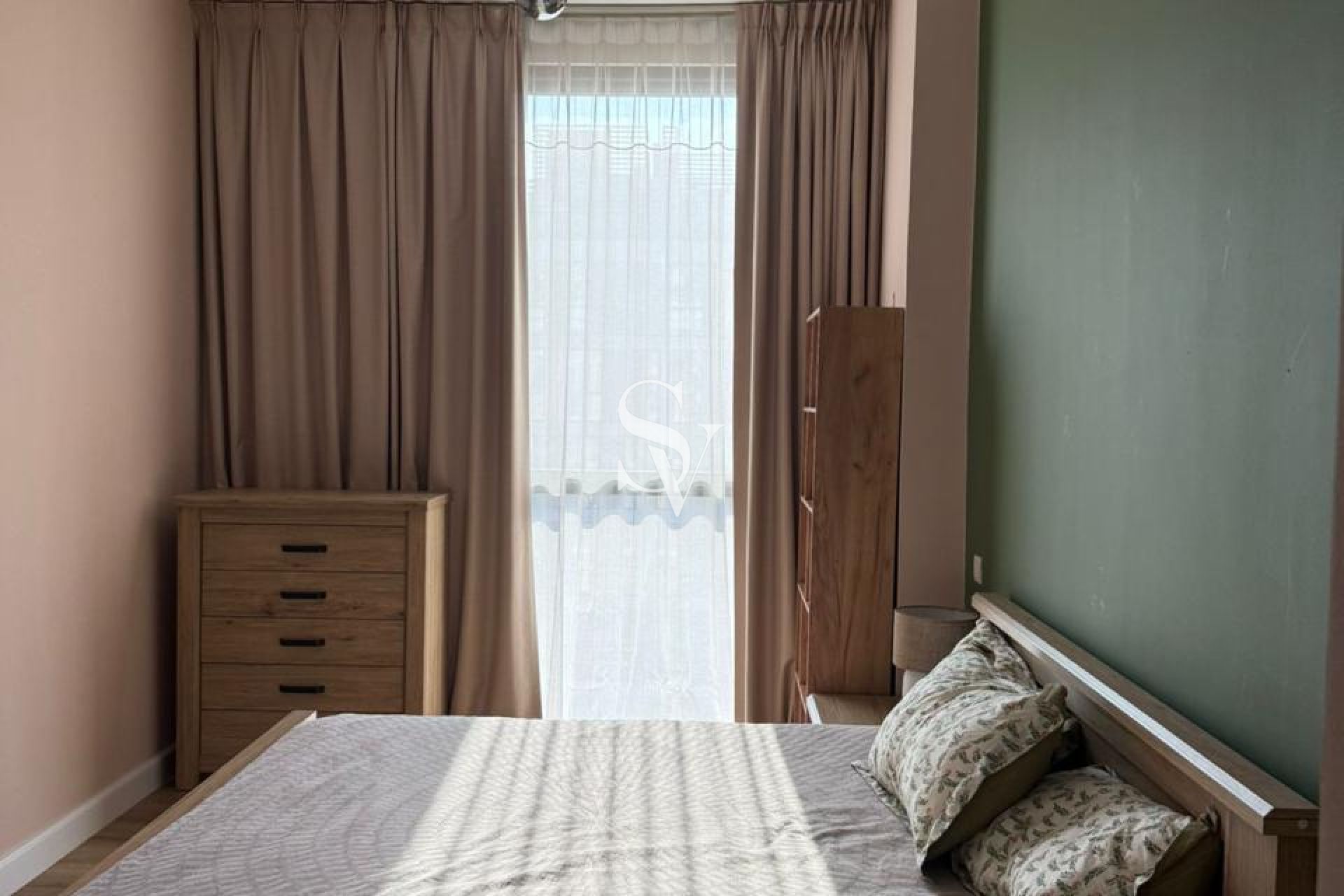 VERY SPACIOUS | LOTS OF AMENITIES | PRIME LOCATION