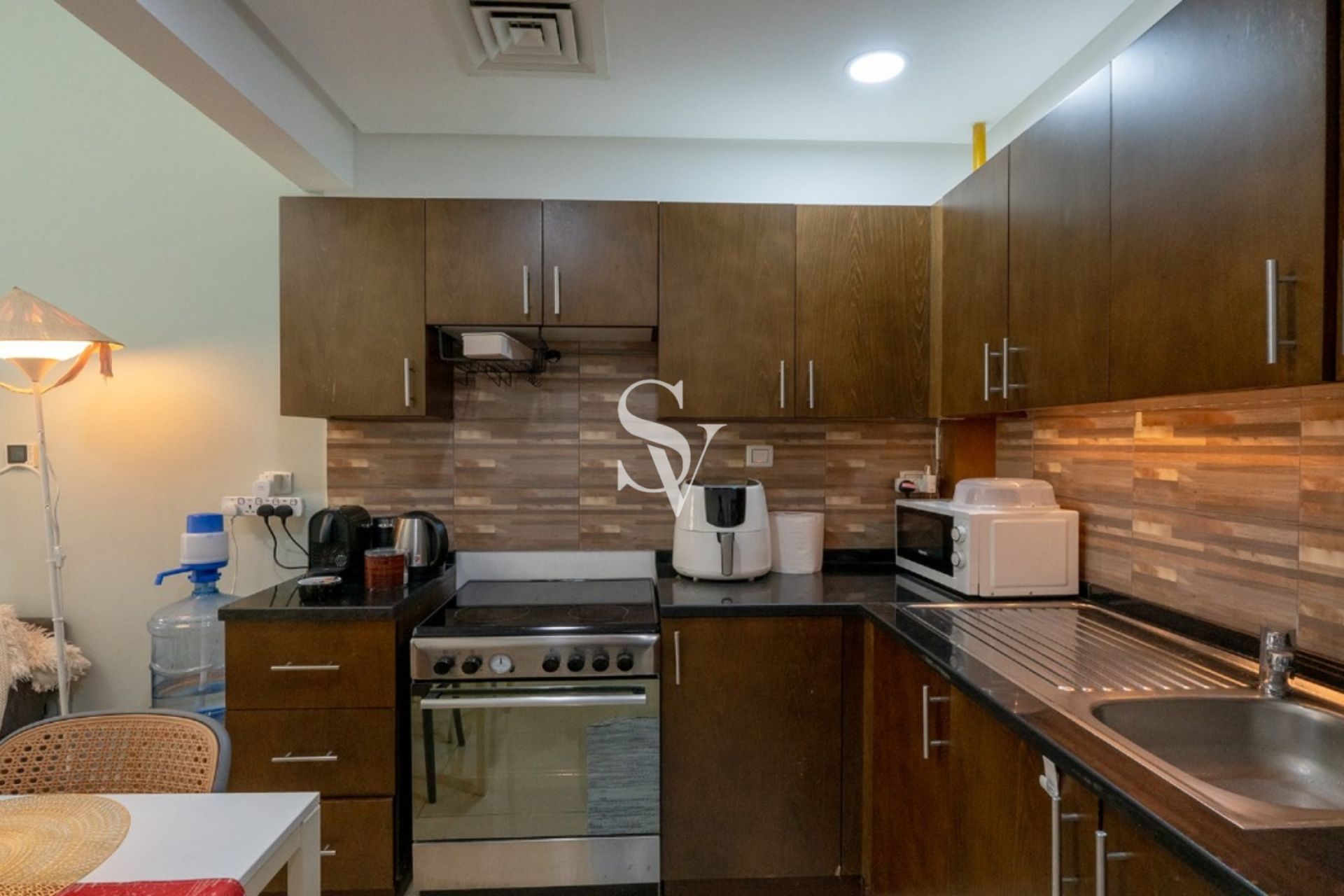 Furnished | Chiller Free | Near Exit | Mid Floor