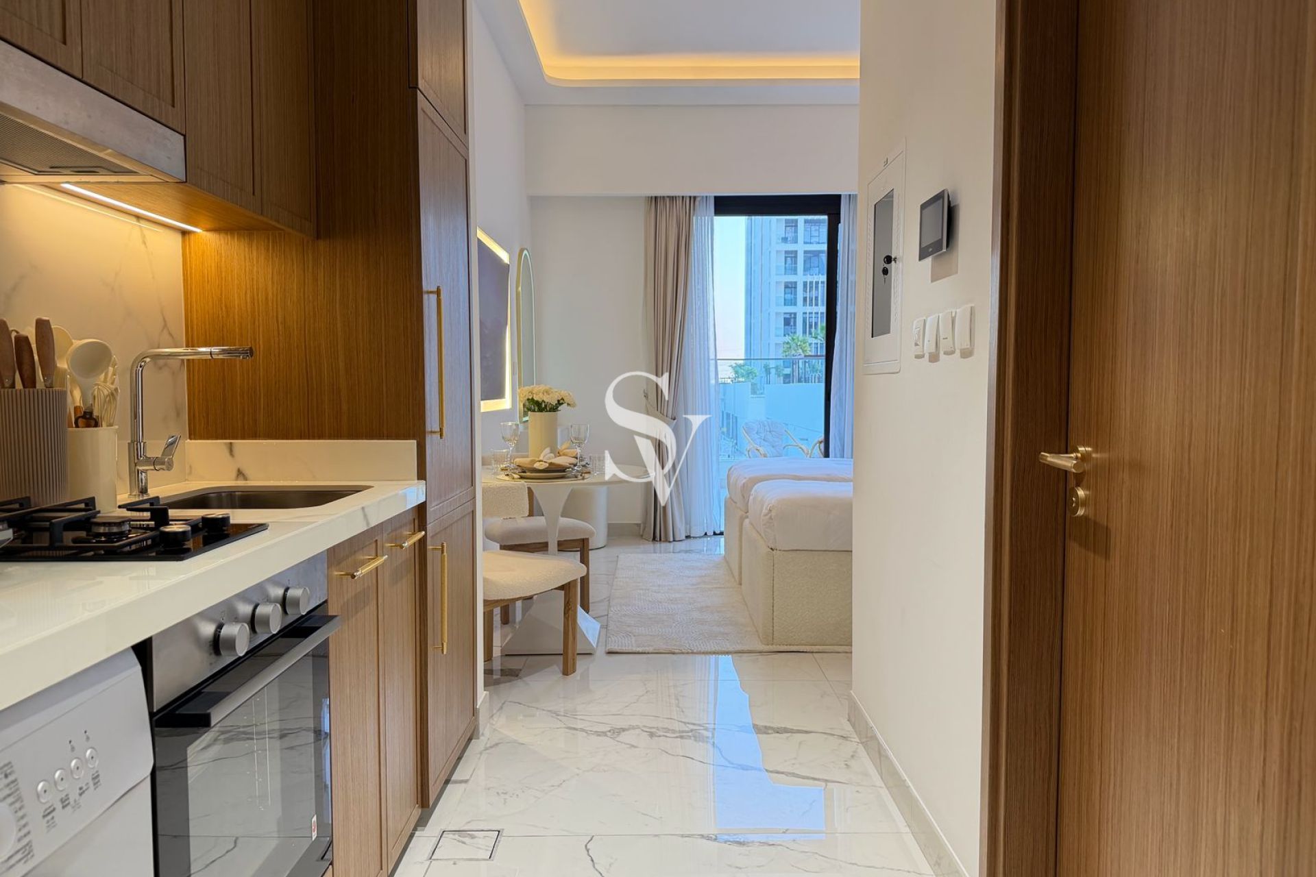 Cozy & Chic Studio | Fully Furnished + Balcony