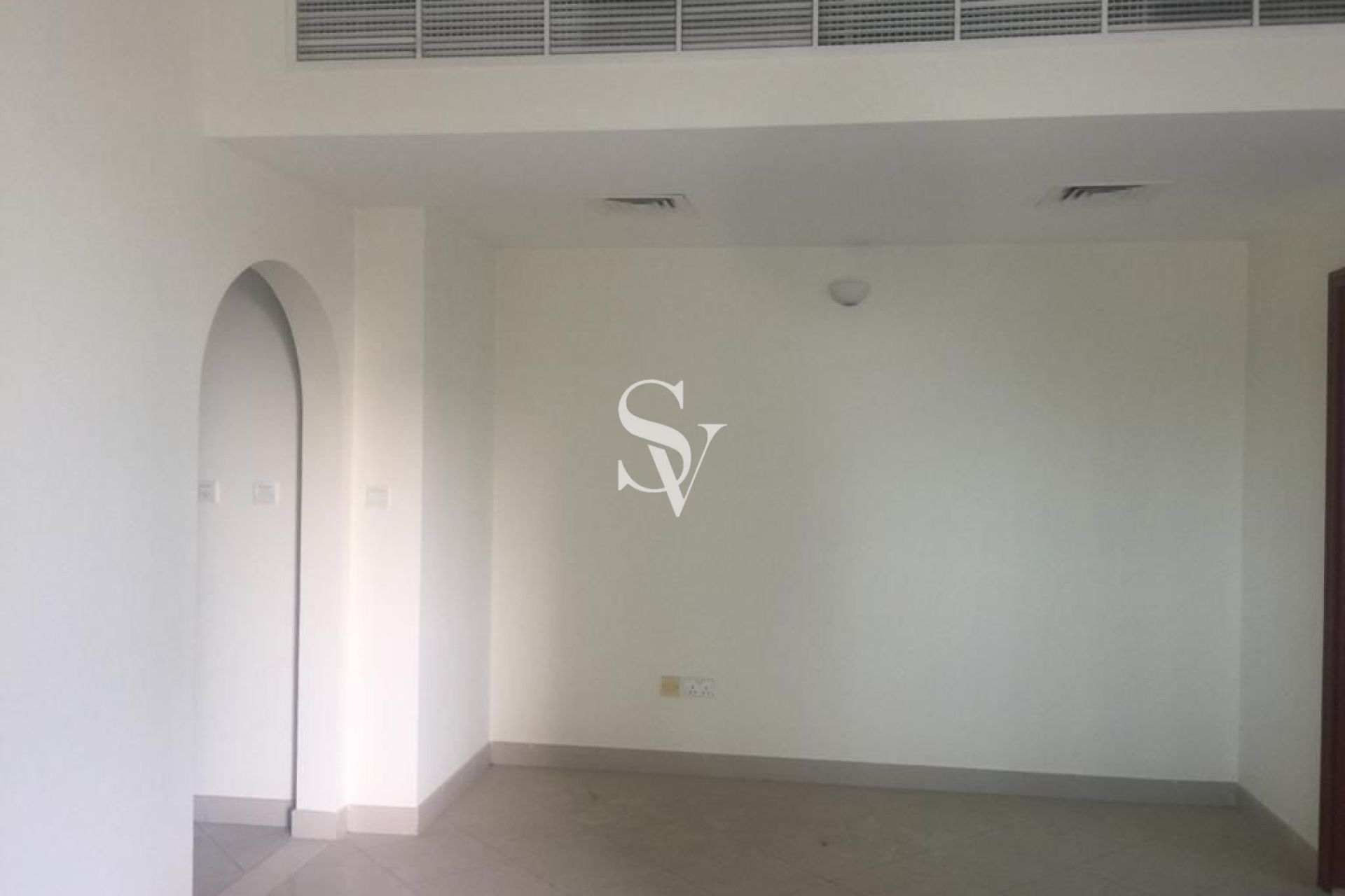 Canal View | Direct from the Owner | Spacious