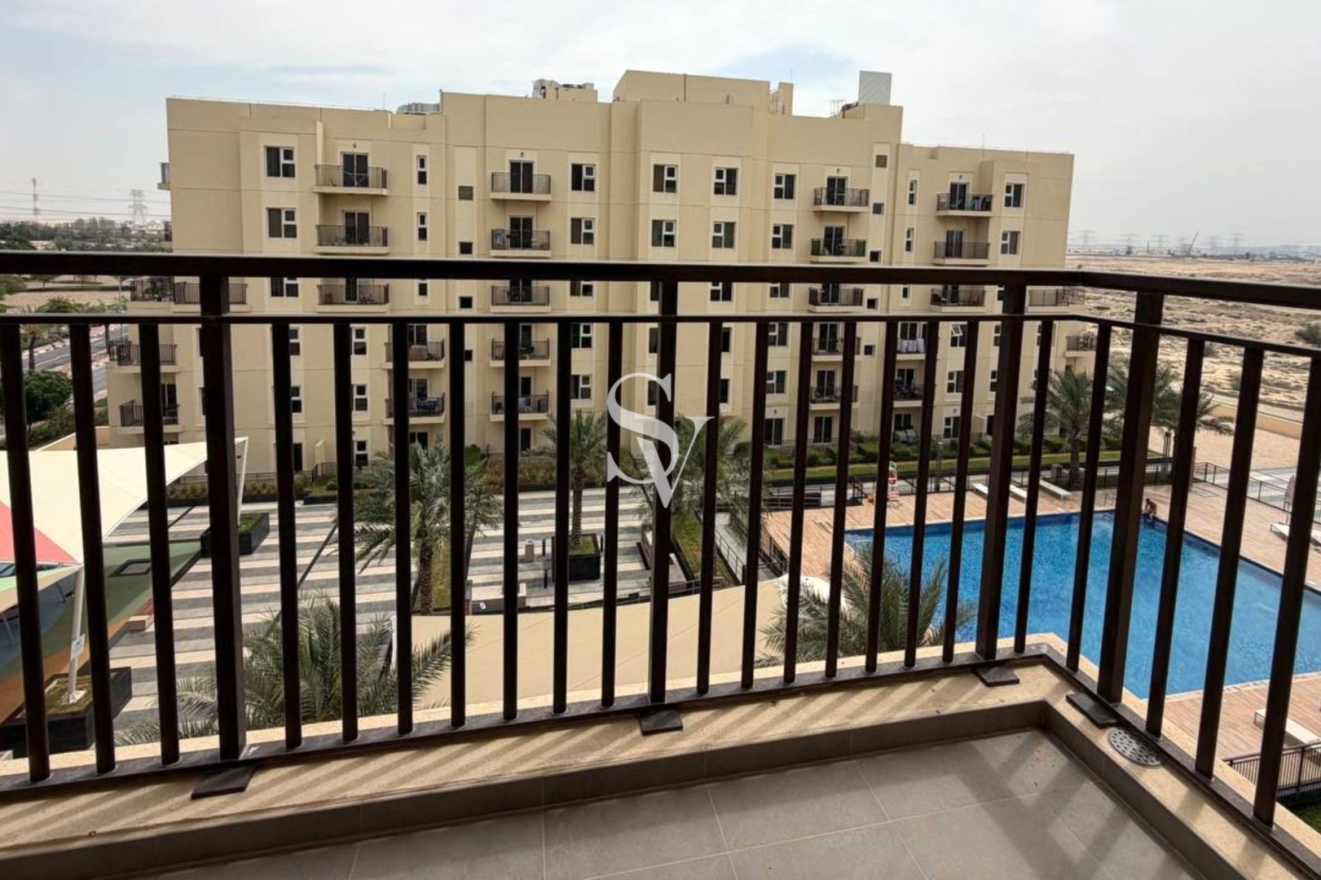 Pool View |Bright 1BR with Balcony | Ready to Move