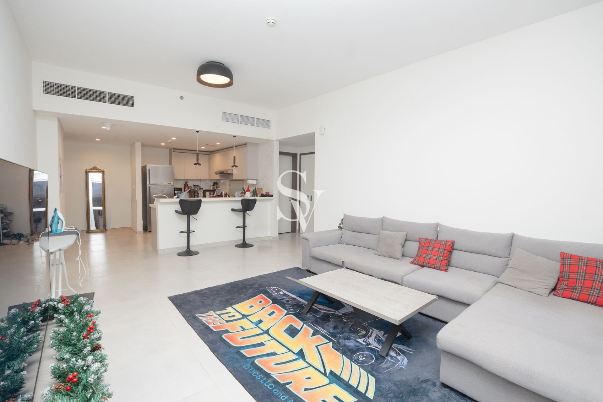 Rented Unit | Mid Floor | Close to Metro