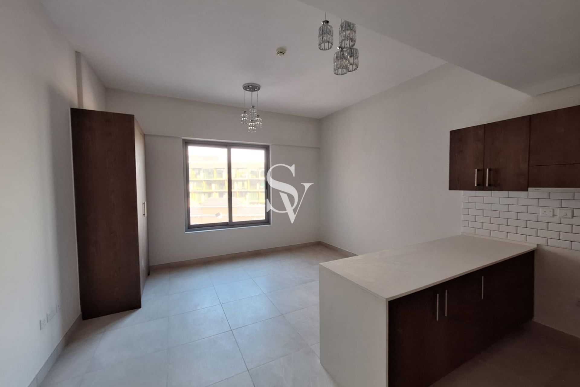 Near Mall | Pool View | Near Exit | Low Floor