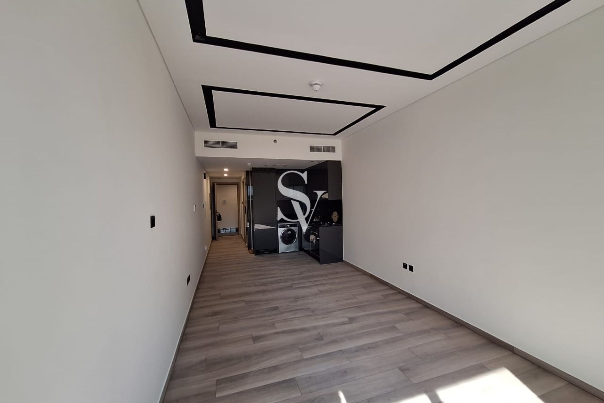 Pool View | Low Floor | White Goods | Near Park