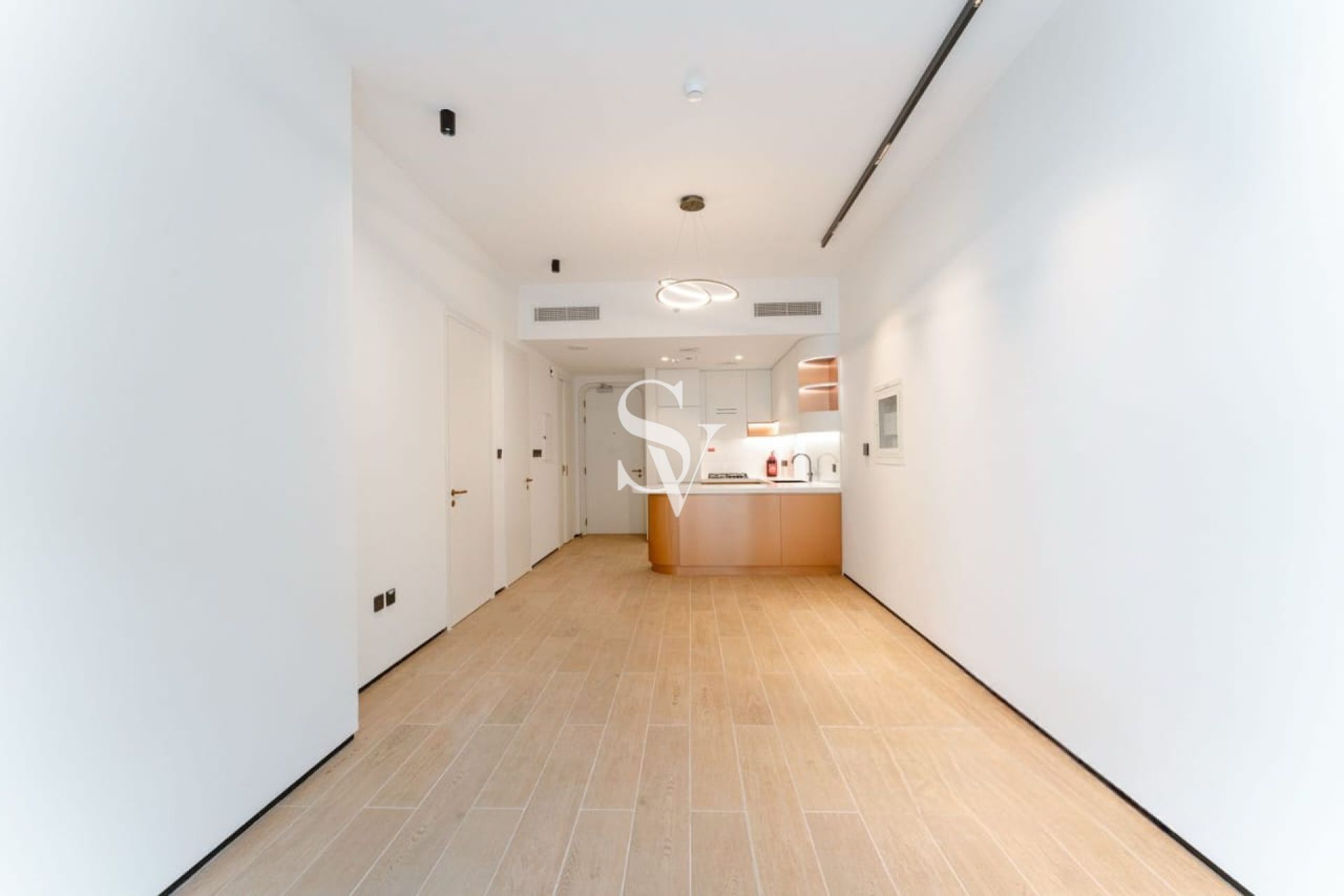 1BR | Brand New | White Goods Included