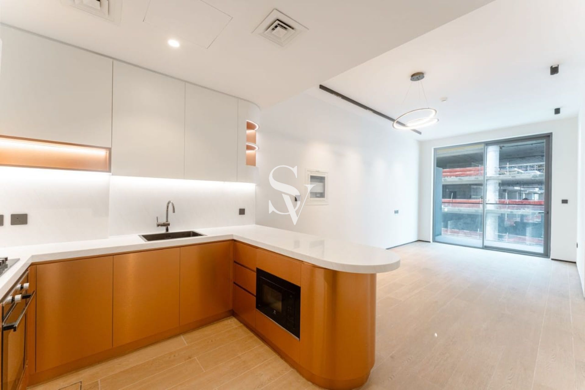 1BR | Brand New | White Goods Included