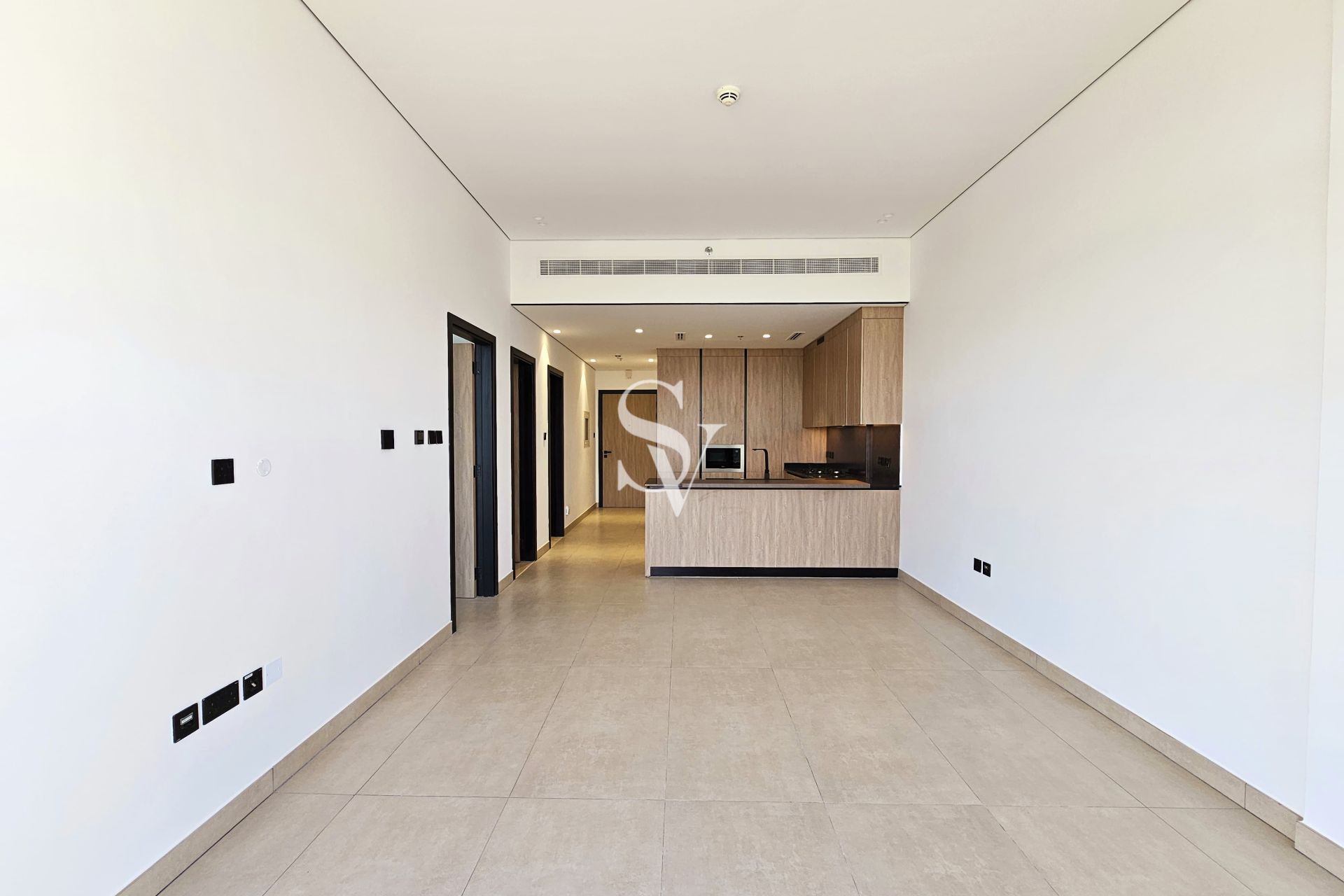 Vacant | White Goods | Spacious | Low Floor