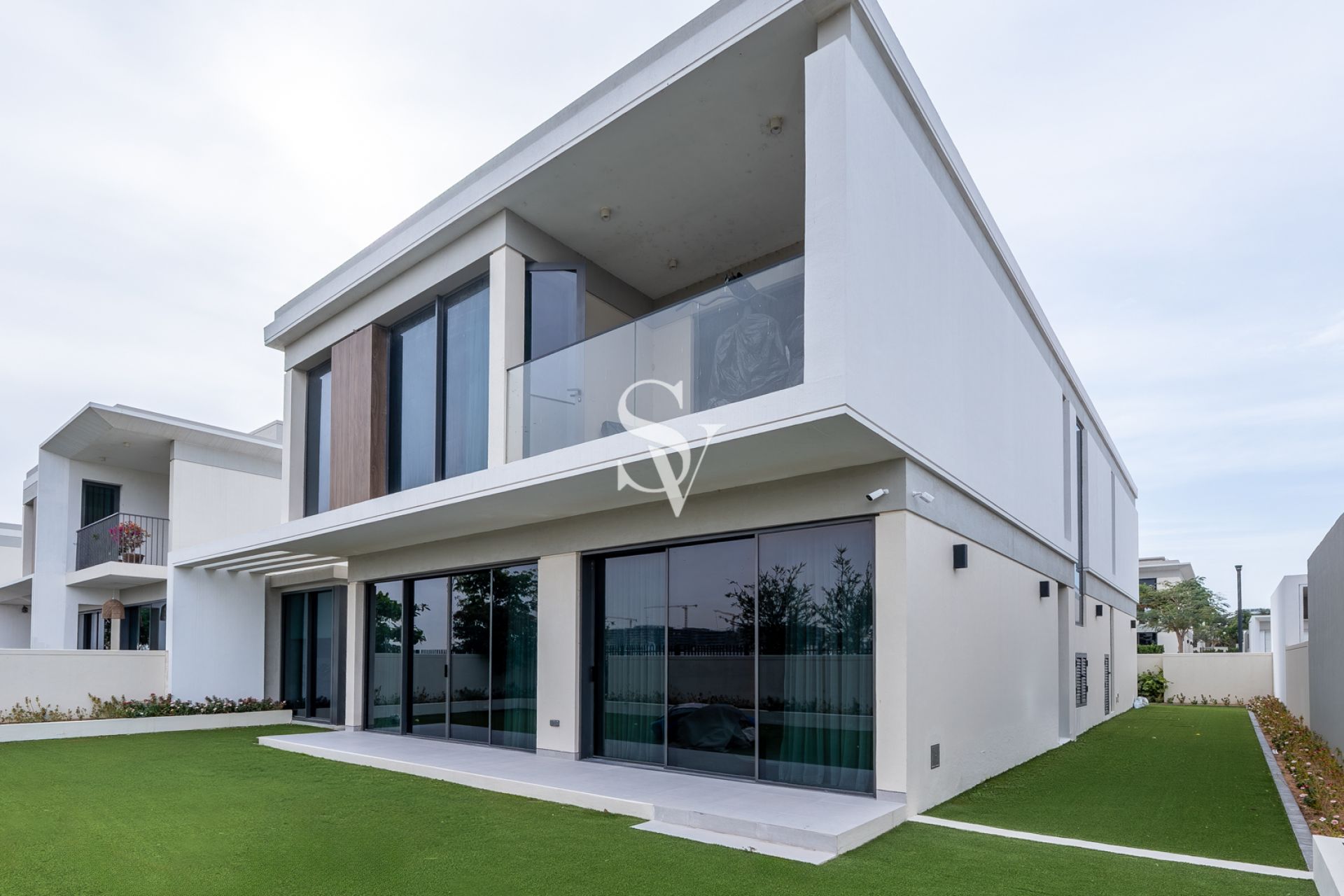 Single Row| Huge Plot| Great Deal