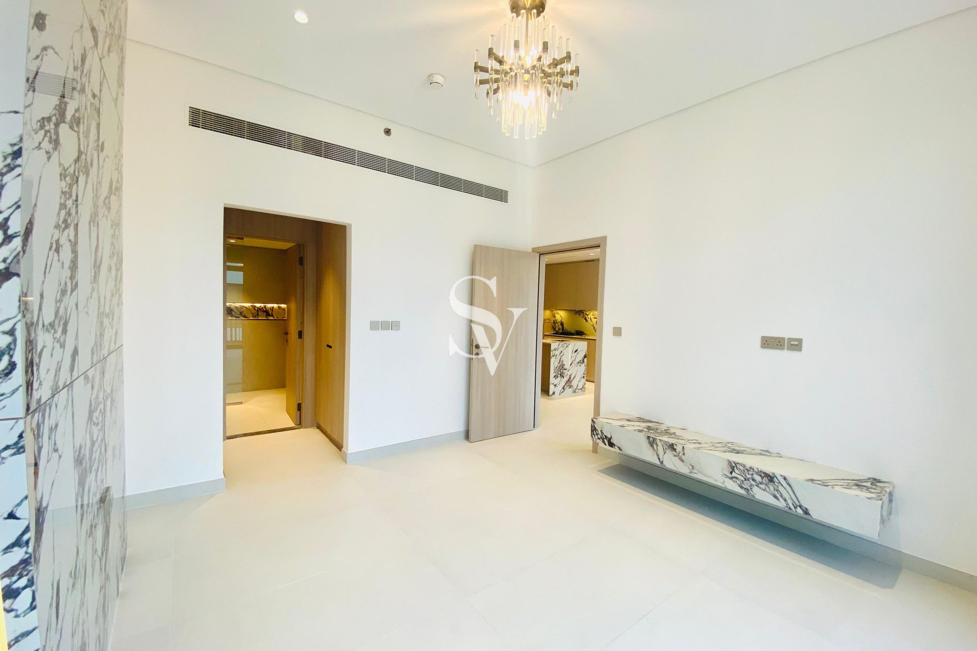 SPACIOUS | SEMI-FURNISHED | SMART HOME