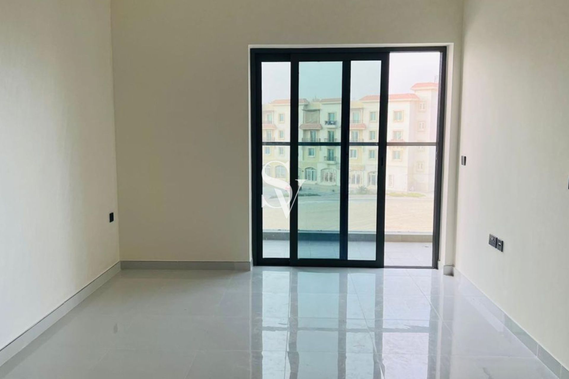 Modern Style | High ROI | Community View