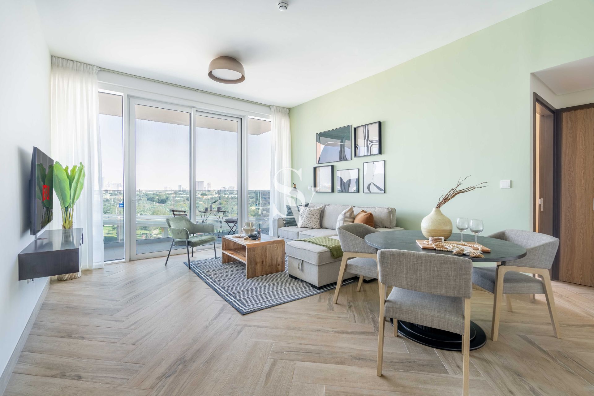 Sheikh Zayed View | Near Metro | Fully Furnished