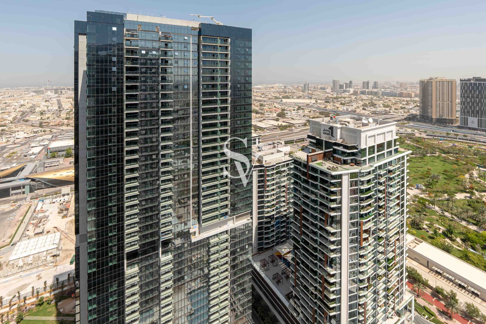 Ready To Move In | Higher Floor | Near Metro