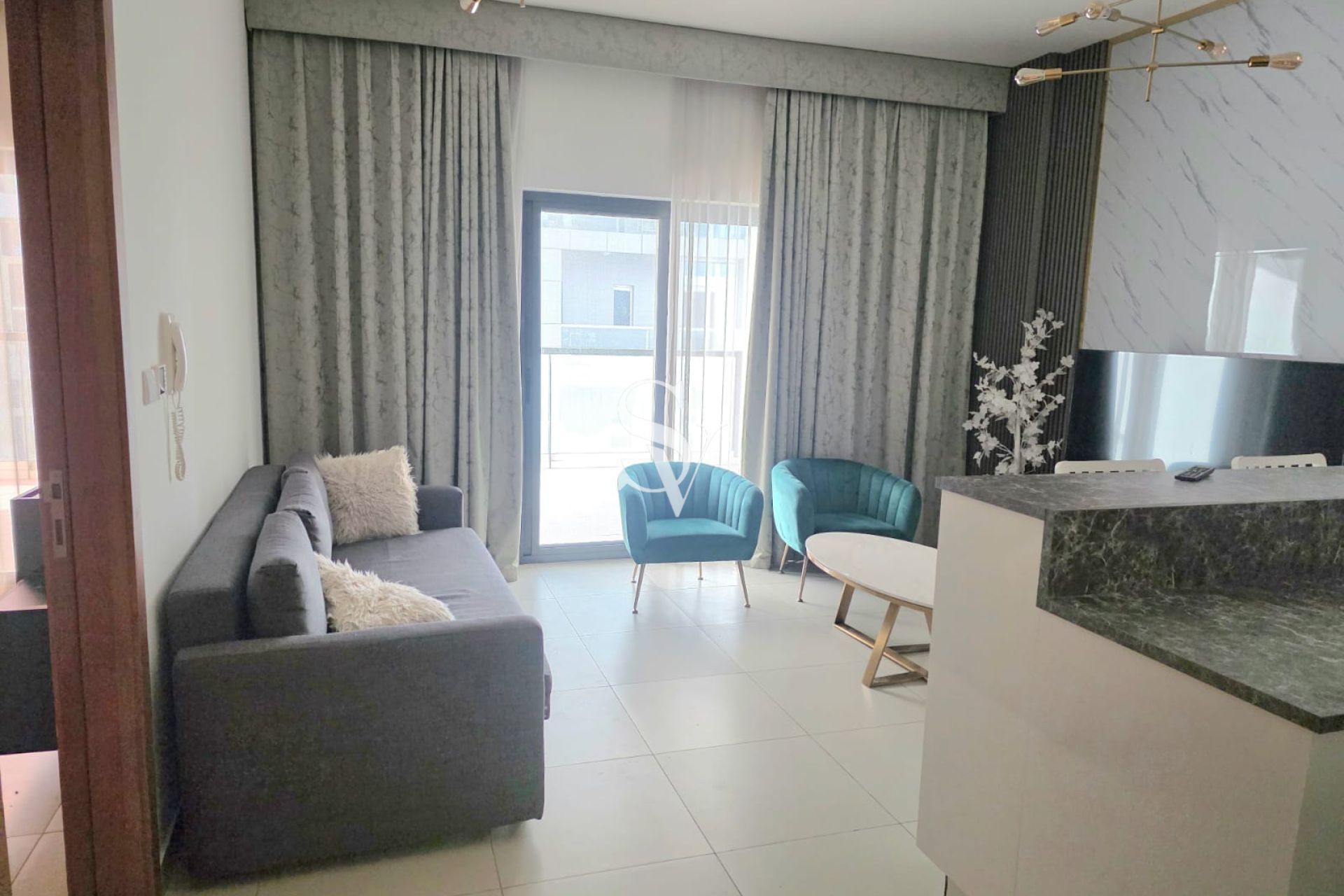 1 BED APARTMENT | Fully Furnished | Ready to Move