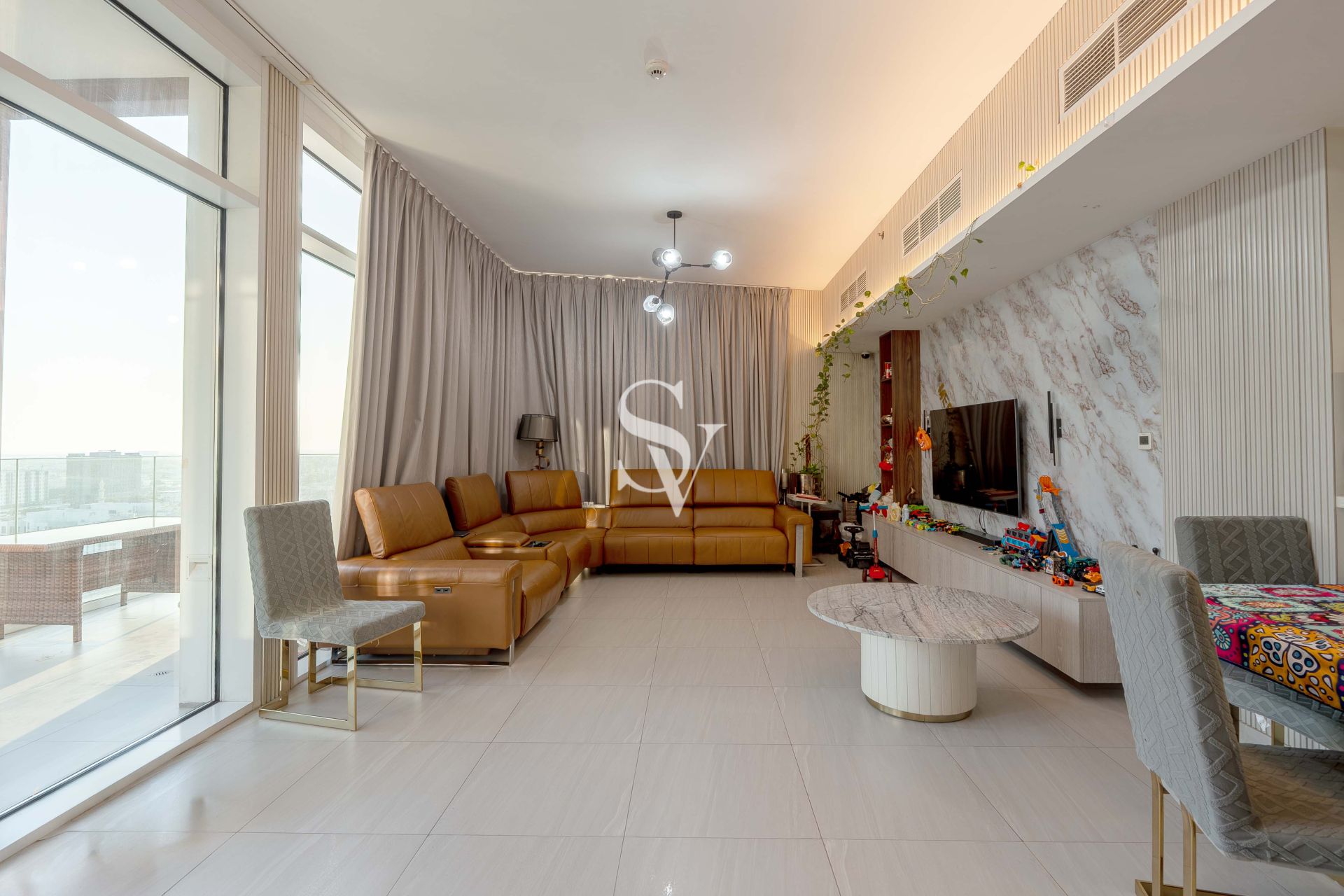 Vacant | Optional Furnished & Unfurnished | Metro