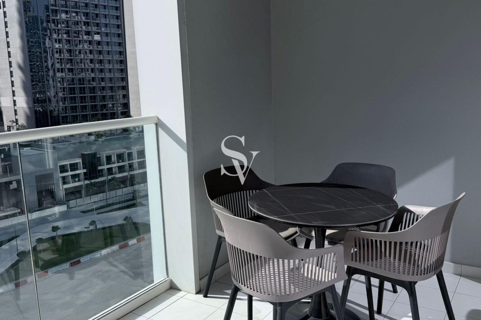 Burj Khalifa View and Pool View | Fully Furnished
