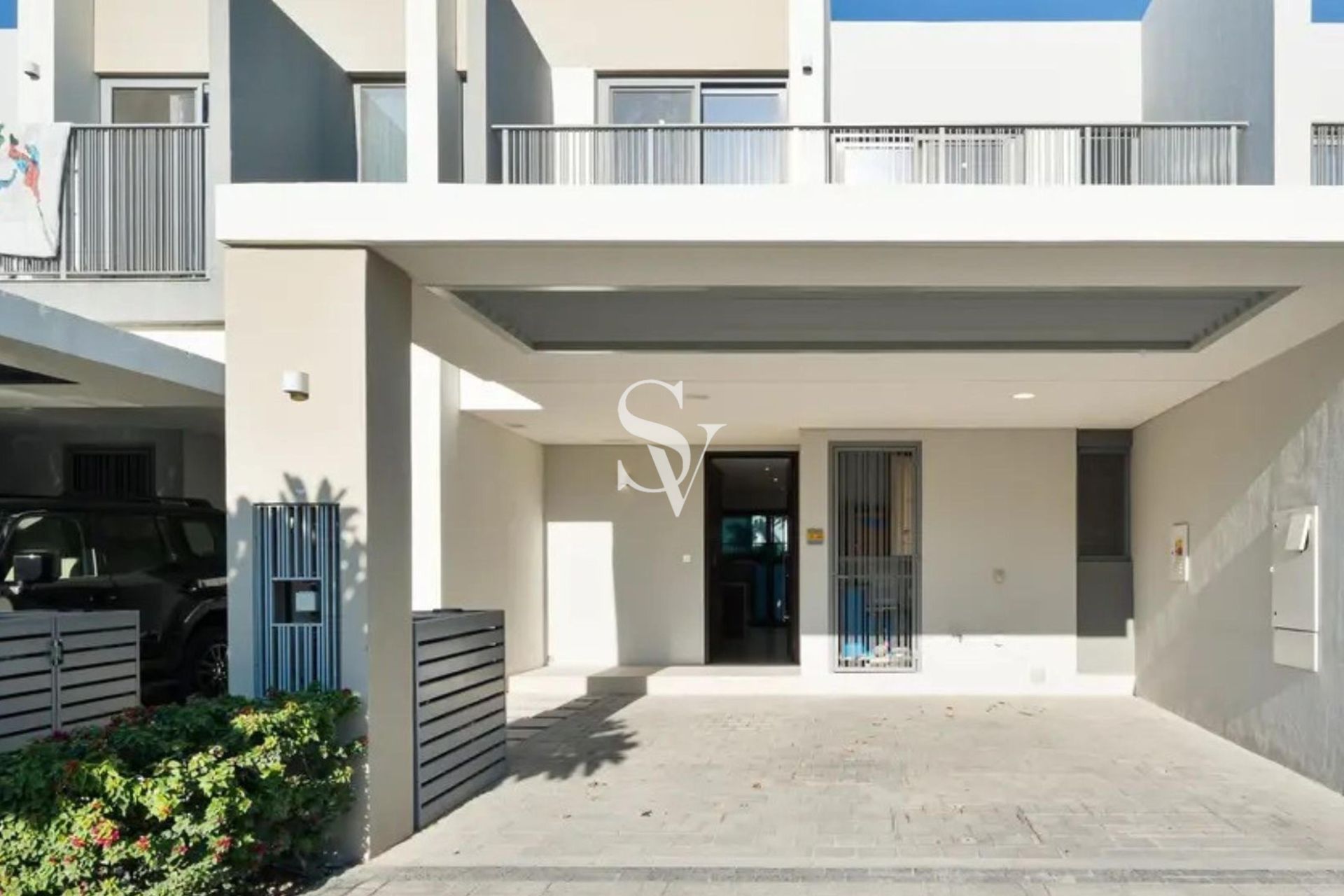 CALL NOW | LANDSCAPED | INTERNAL UNIT