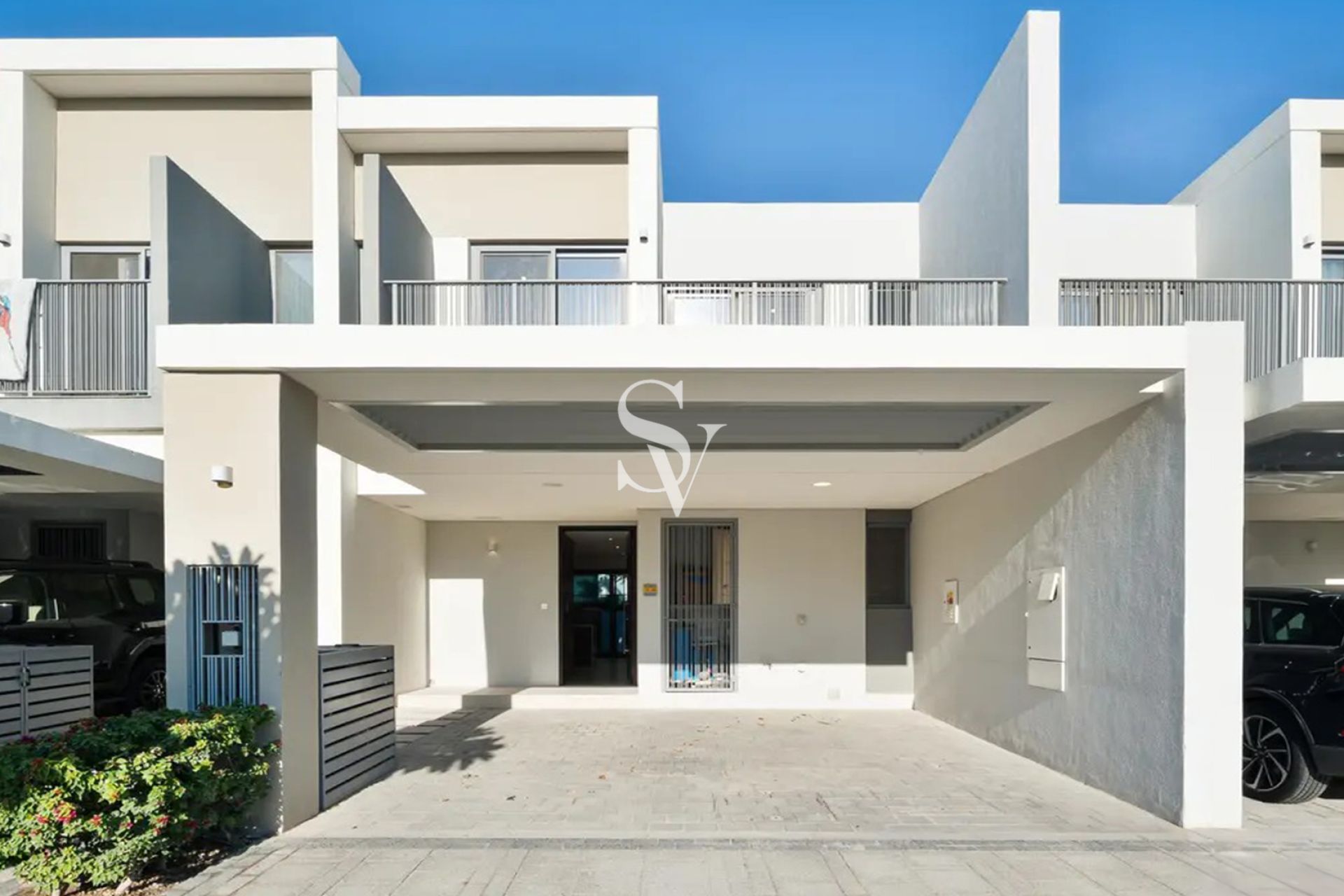 CALL NOW | LANDSCAPED | INTERNAL UNIT