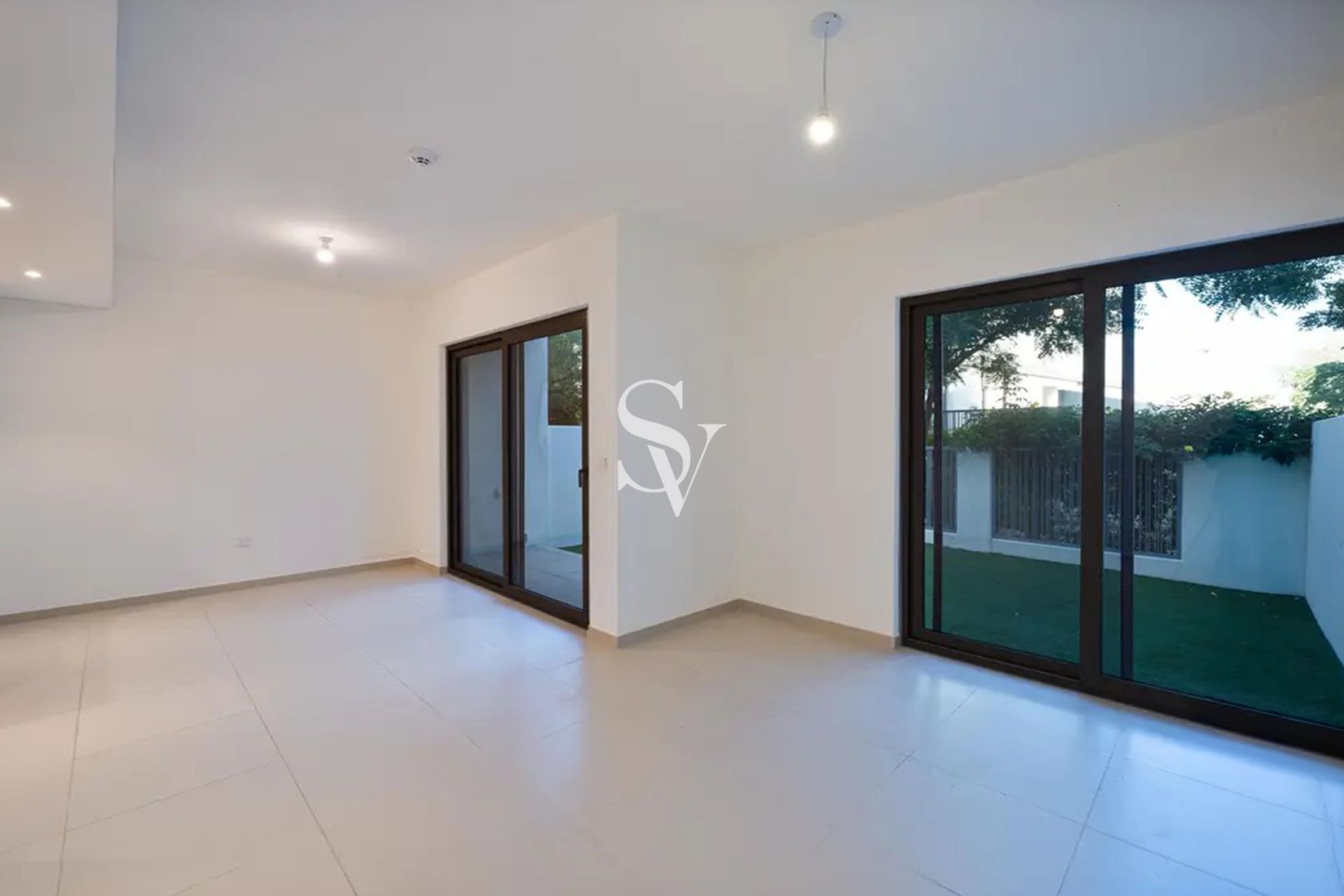 CALL NOW | LANDSCAPED | INTERNAL UNIT