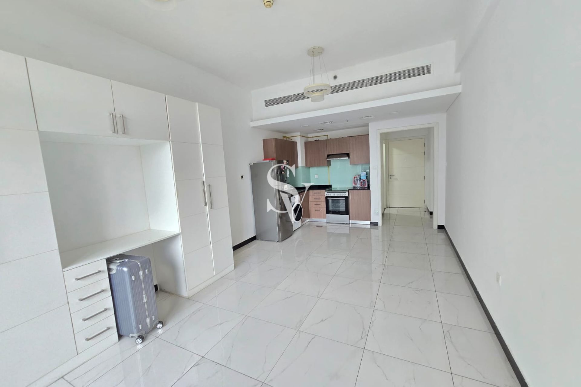 Chiller Free | Pool View | Near Mall | White Goods