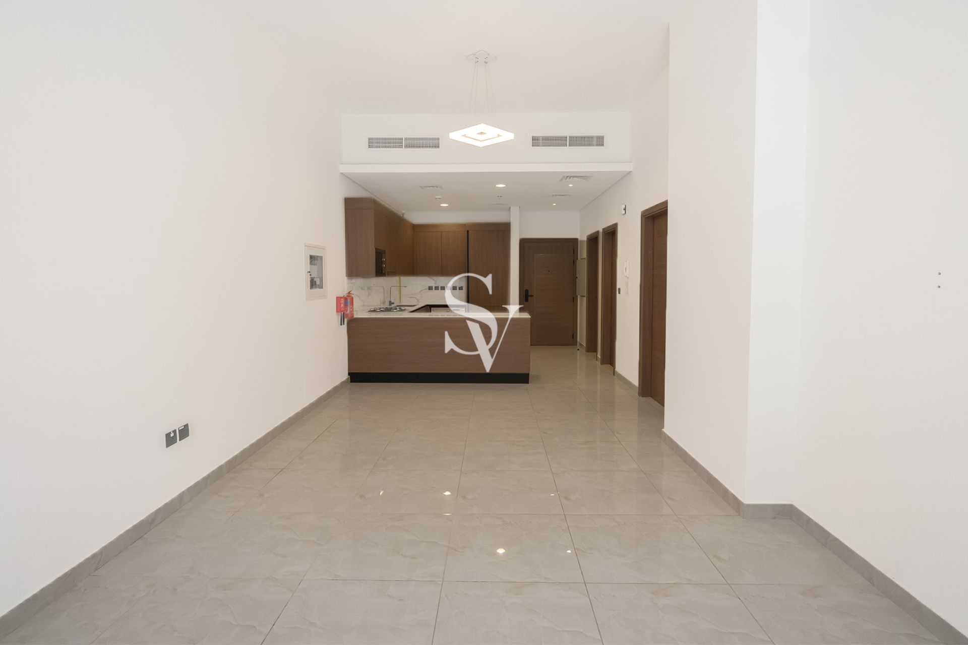 Rented |Study |White Goods |Road View |High Floor