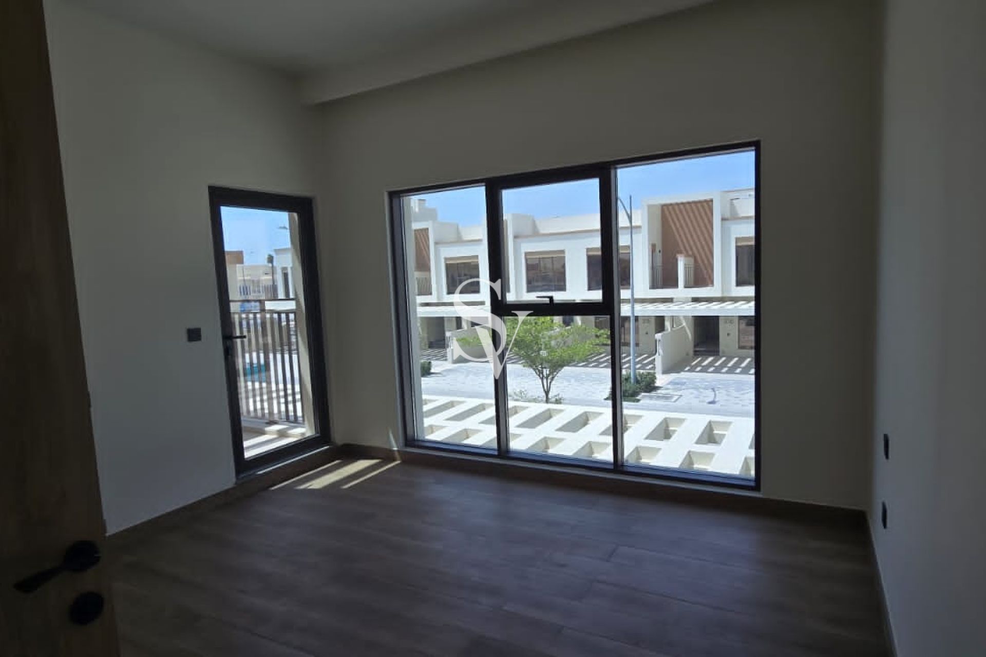 Brand New | Single Row 4BR | Hot Deal