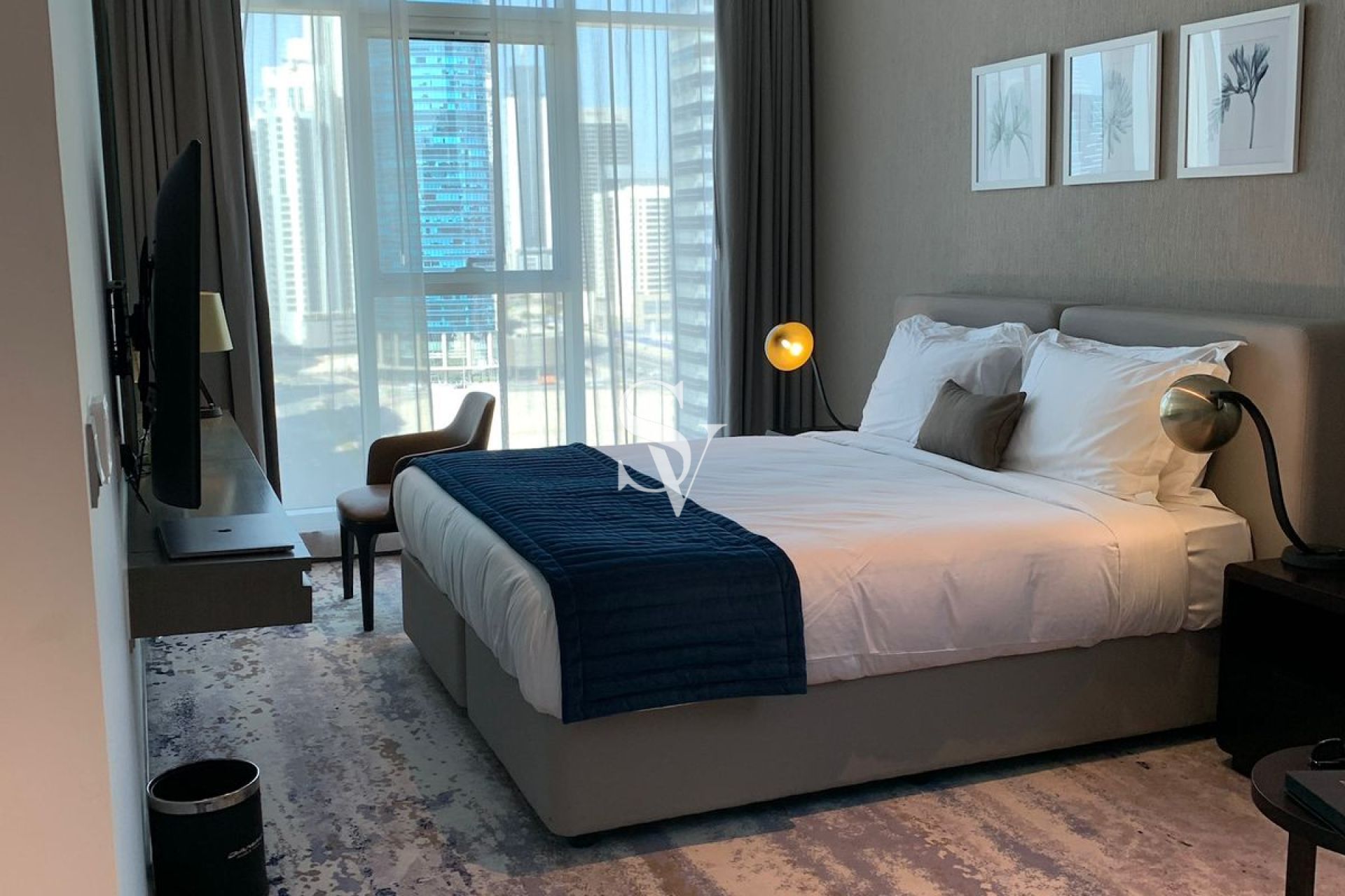 FURNISHED | BALCONY | FULL CANAL & MARINA VIEW