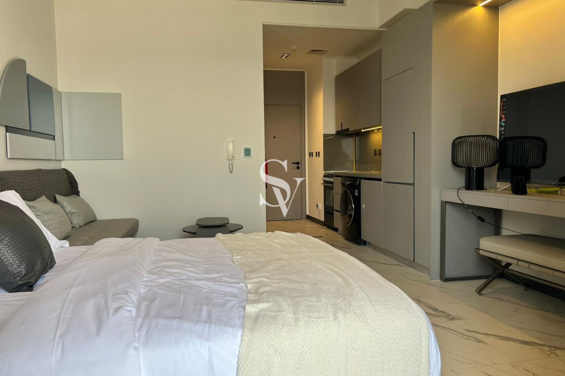 Furnished | Modern Layout | Multiple Cheques