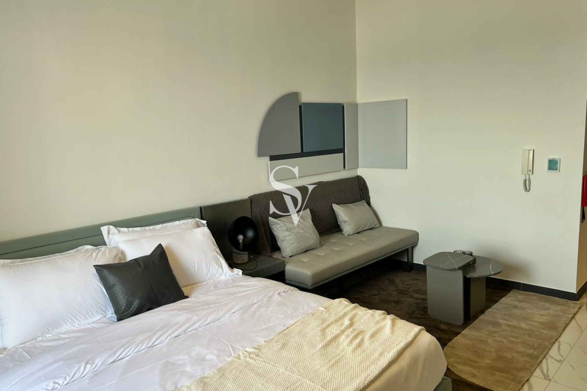 Furnished | Modern Layout | Multiple Cheques