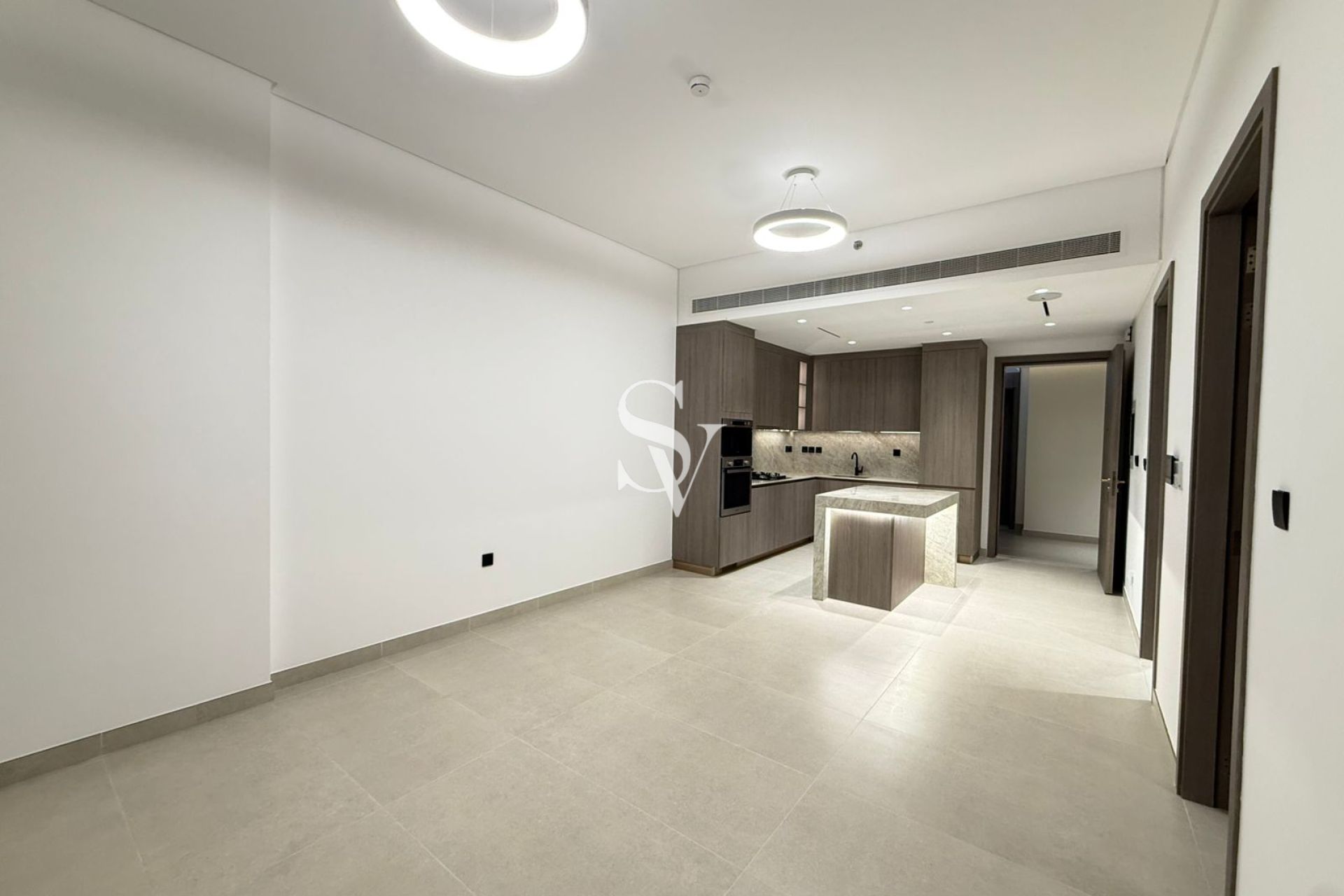 PREMIUM | PRIME LOCATION | READY TO MOVE