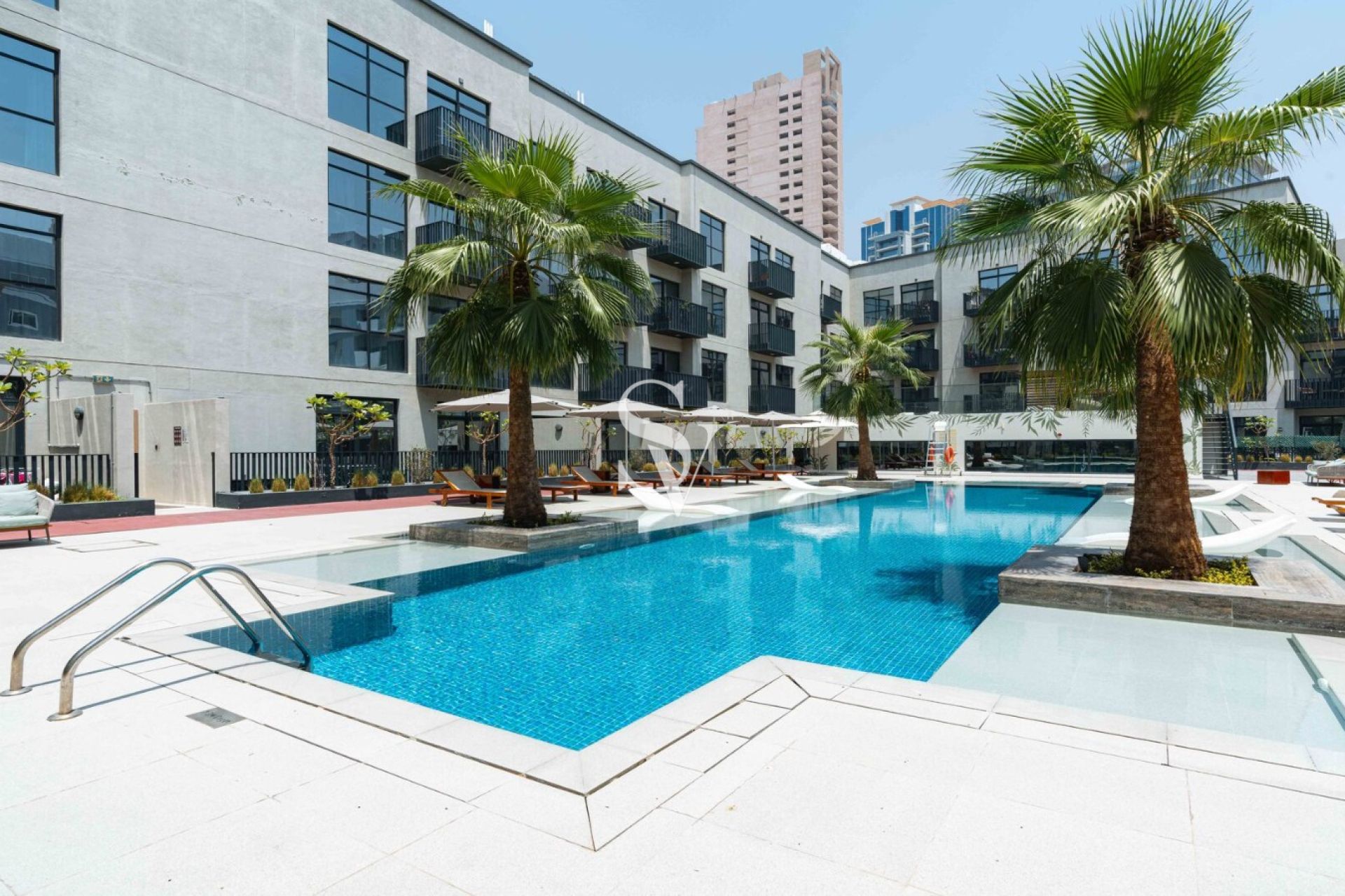 Chiller Free | Furnished | Low Floor | Near Exit