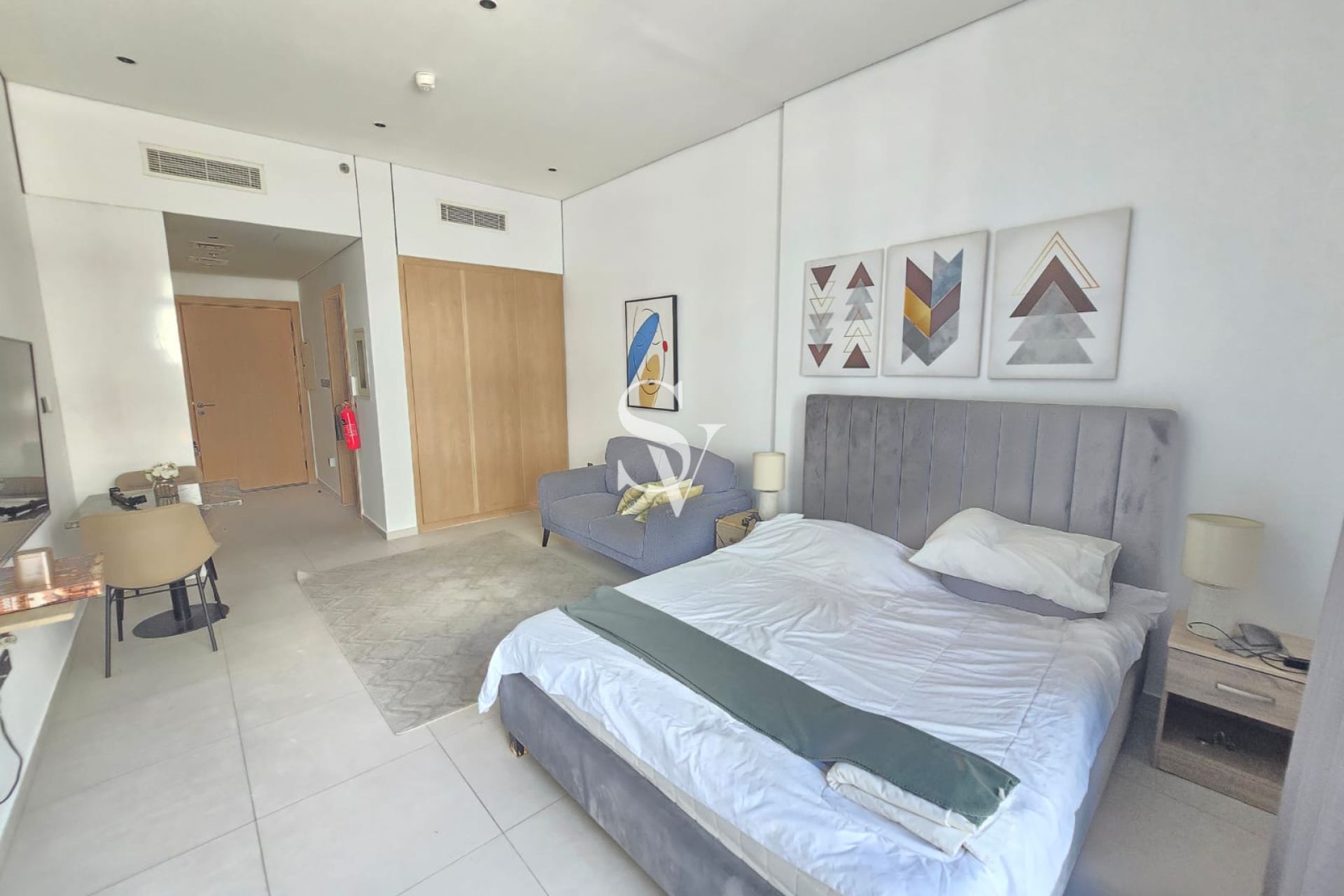 Chiller Free | Furnished | Low Floor | Near Exit