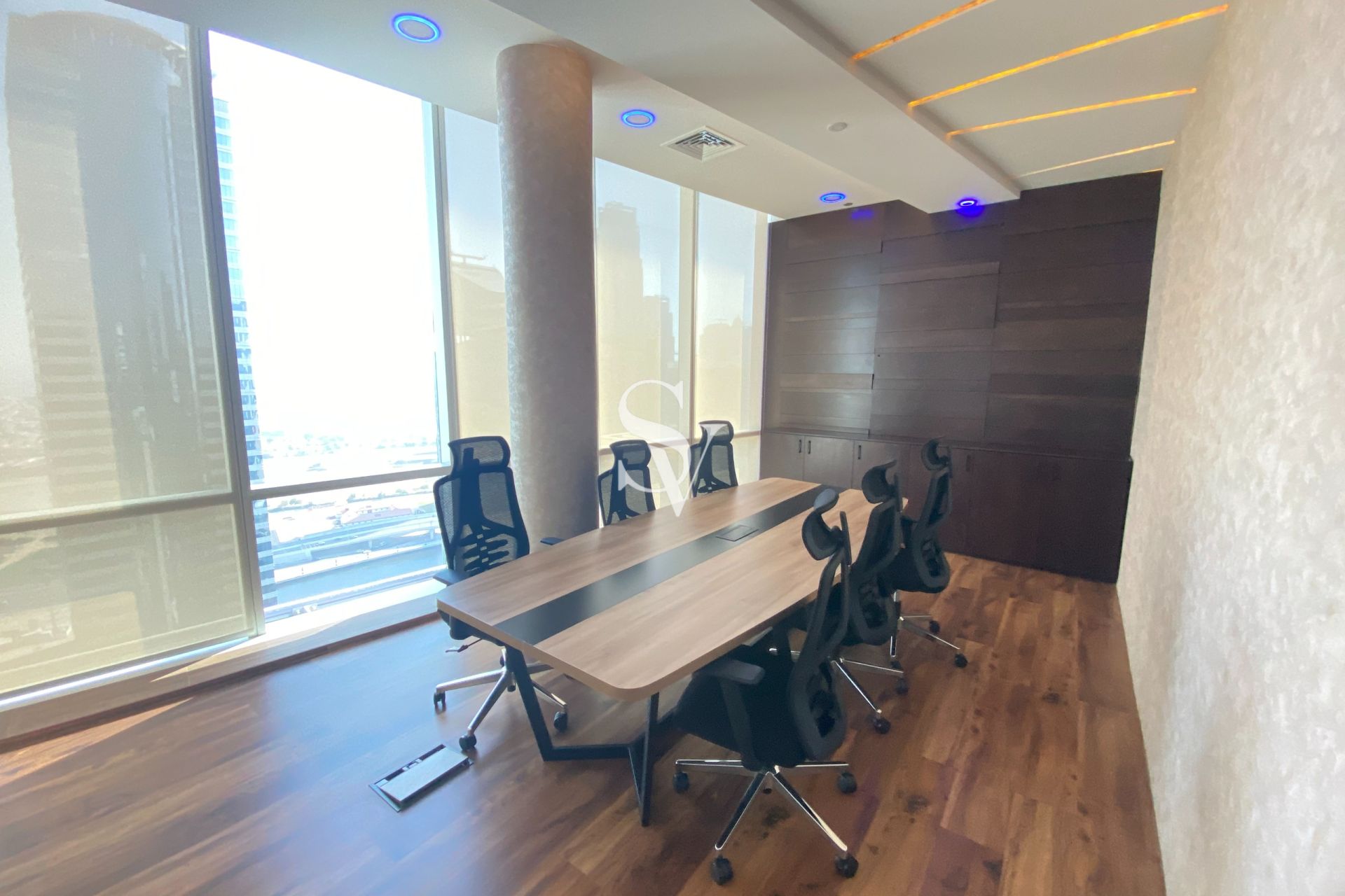 HIGH FLOOR | NEAR METRO | FULLY FURNISHED