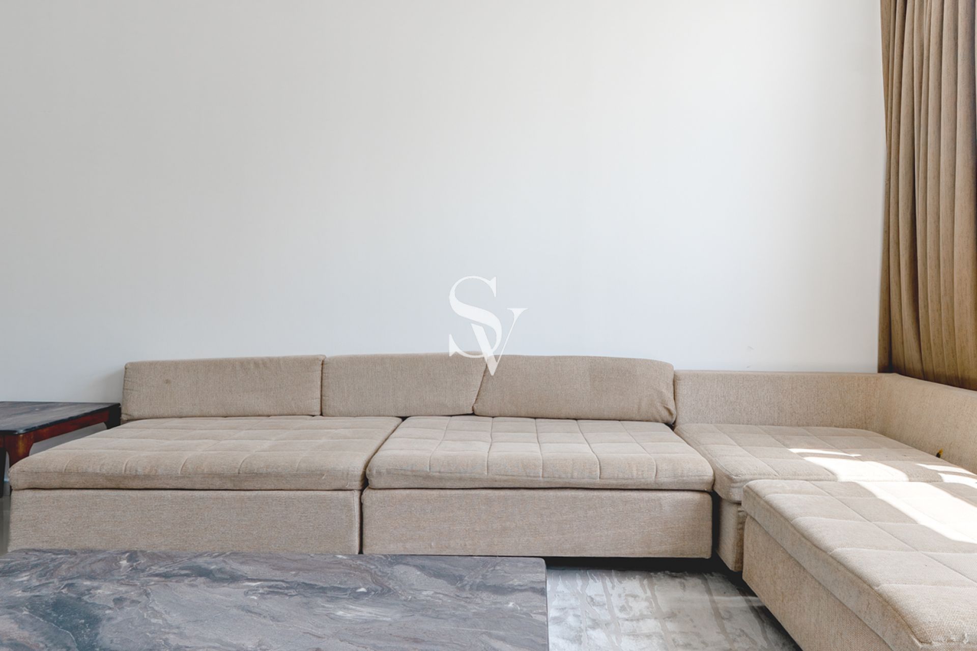 Bright High-Floor 1BR | Fully Furnished