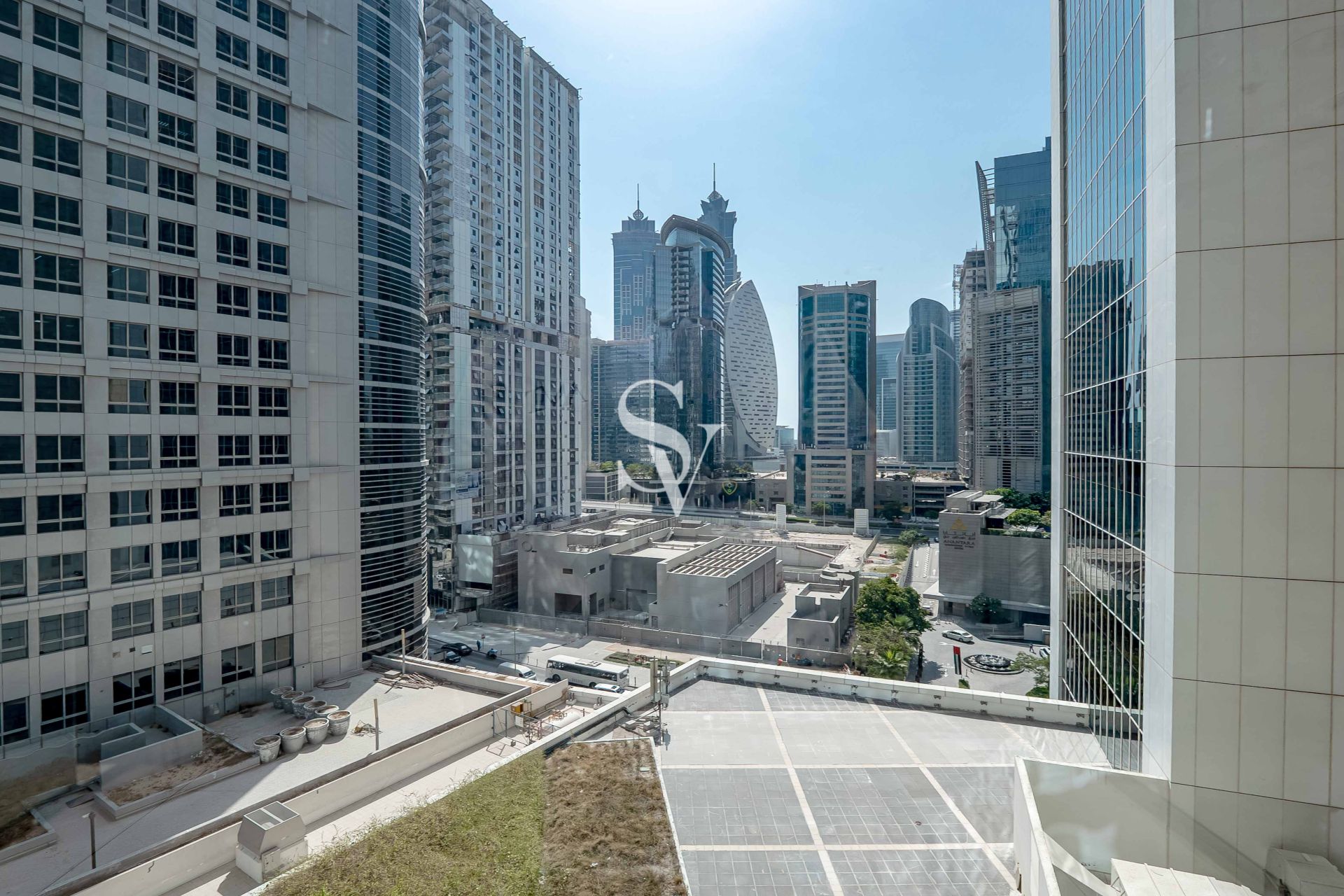 Canal View | Unfurnished | Low Floor