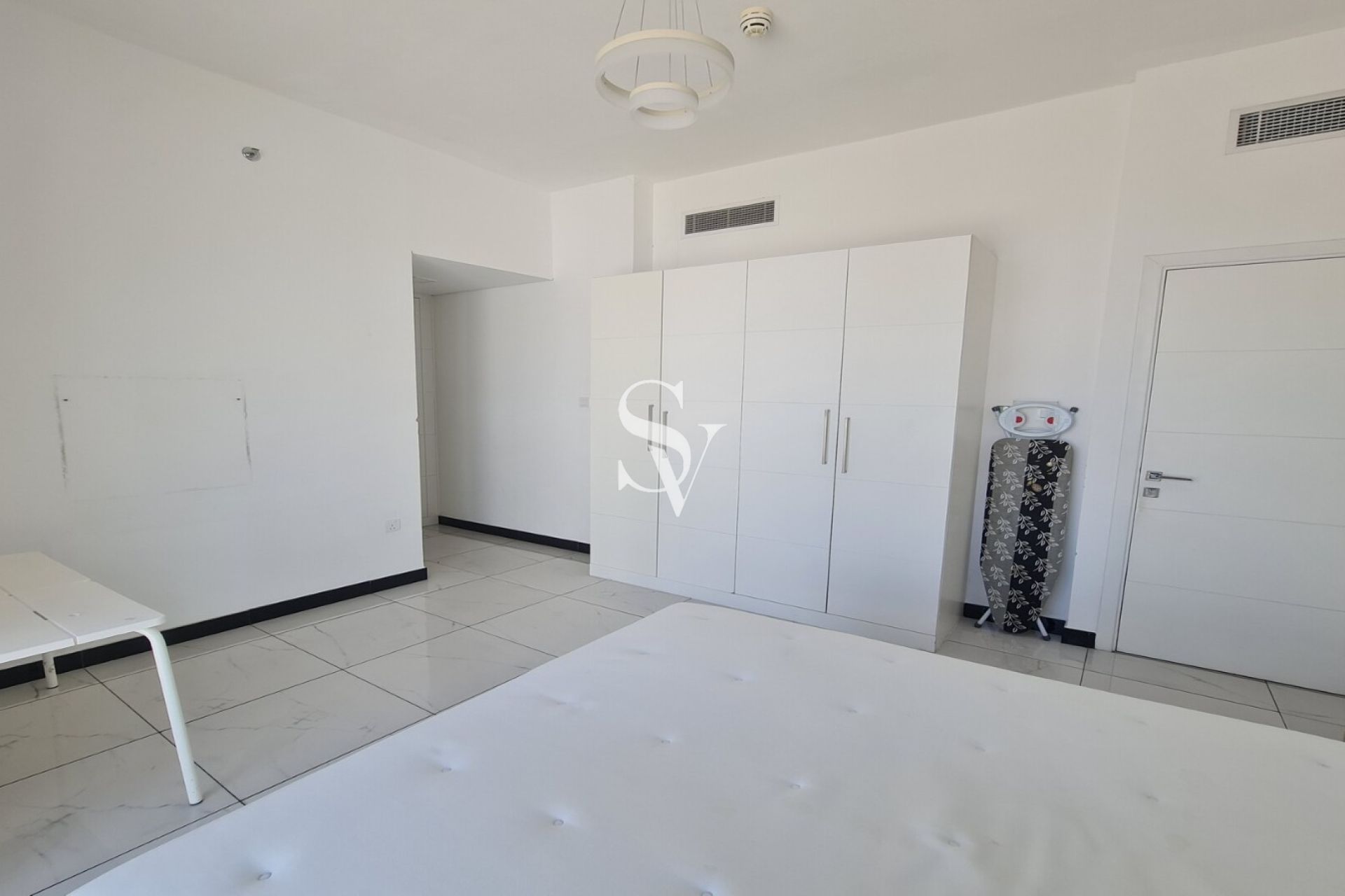 Chiller Free | Near Mall | Duplex | High Floor