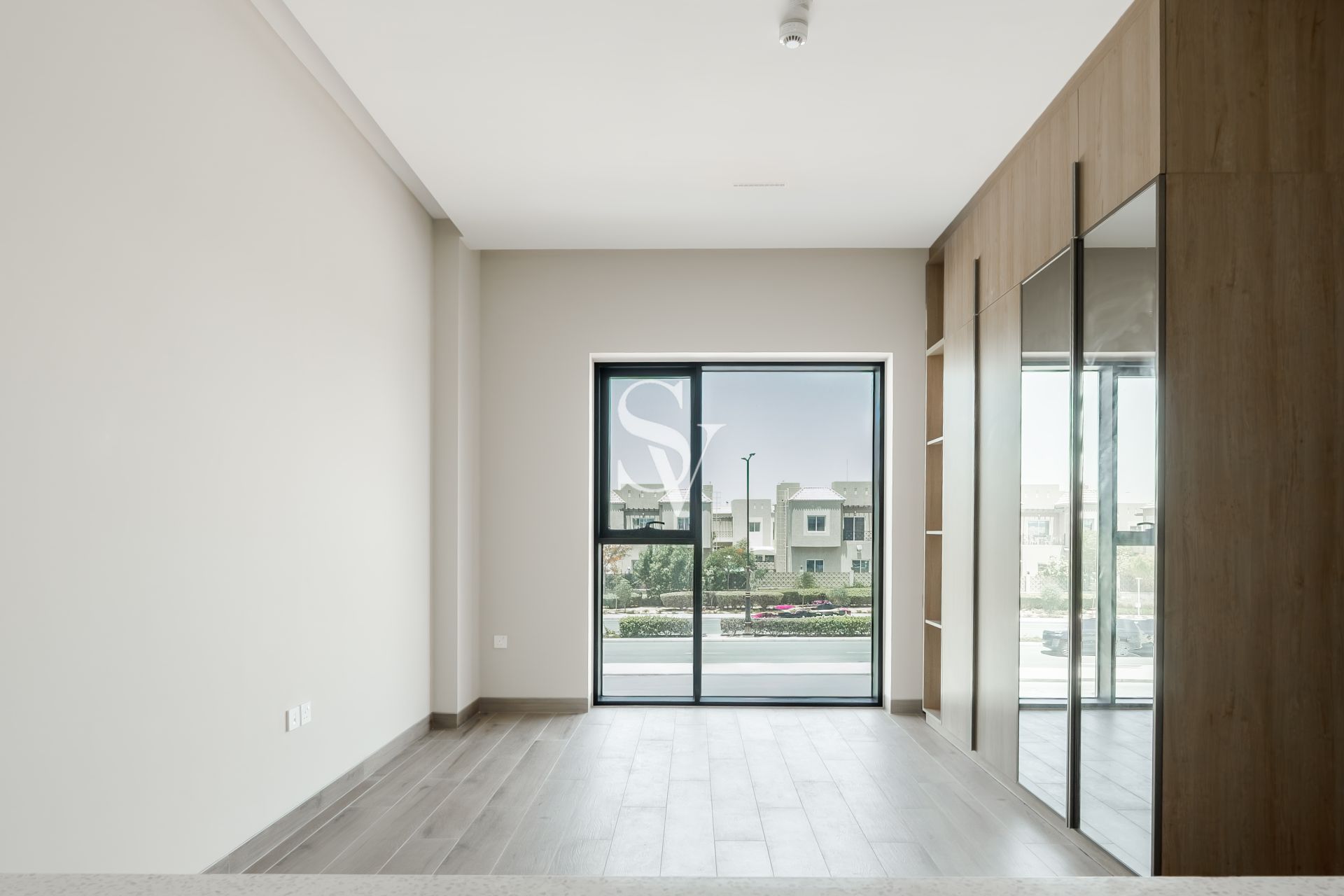 Vacant | Brand New | White Goods | No Balcony