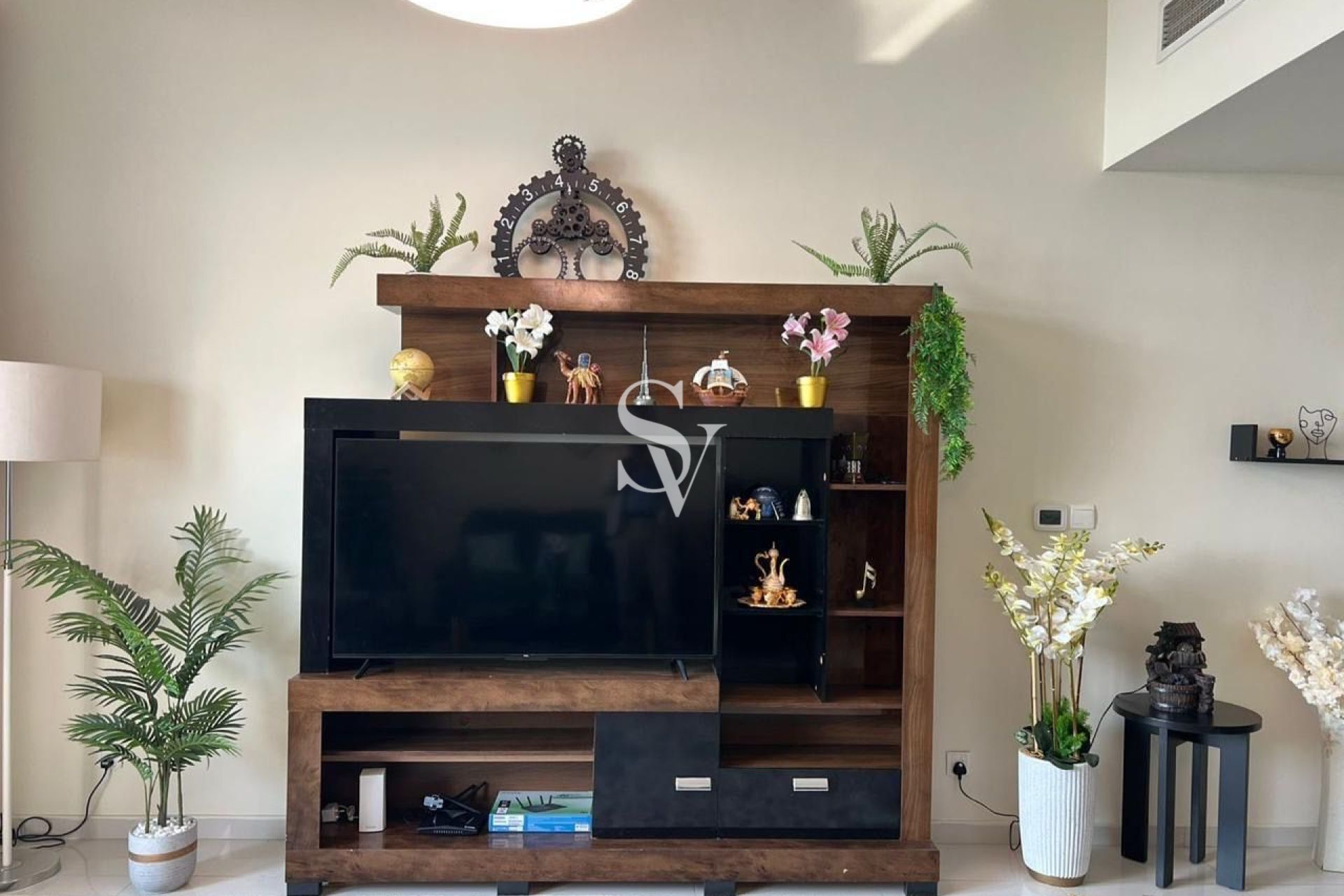 High Floor | Large Layout | Fully Furnished