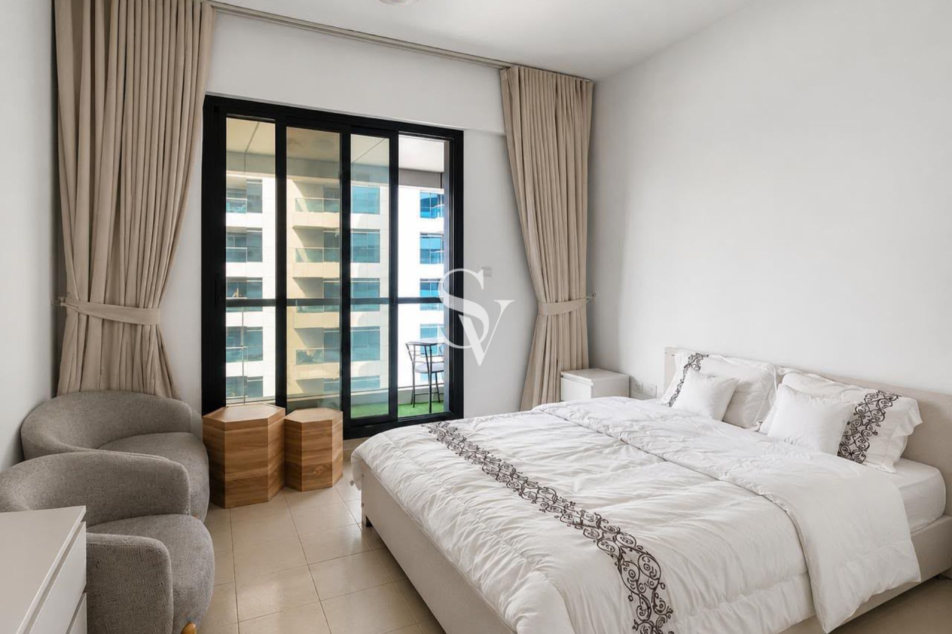 Affordable Dubai Marina Studio Ready to Move In