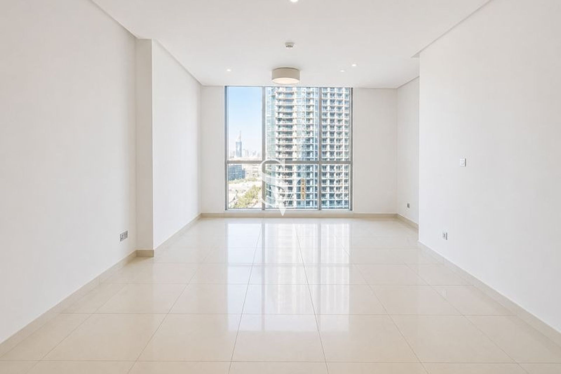 Golf and Marina View | Near Tram | Vacating Soon