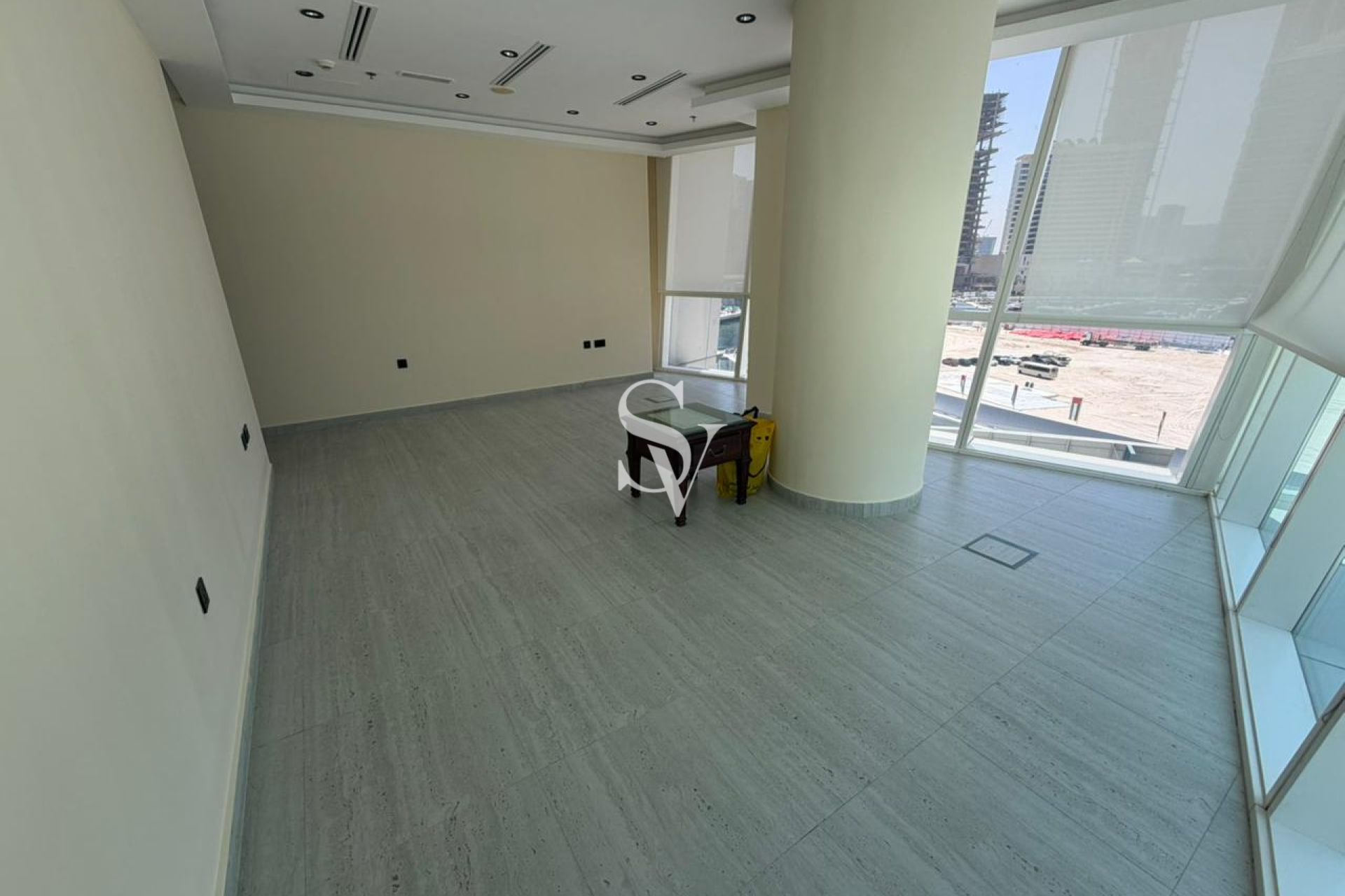 Unfurnished | Low Floor | Canal View